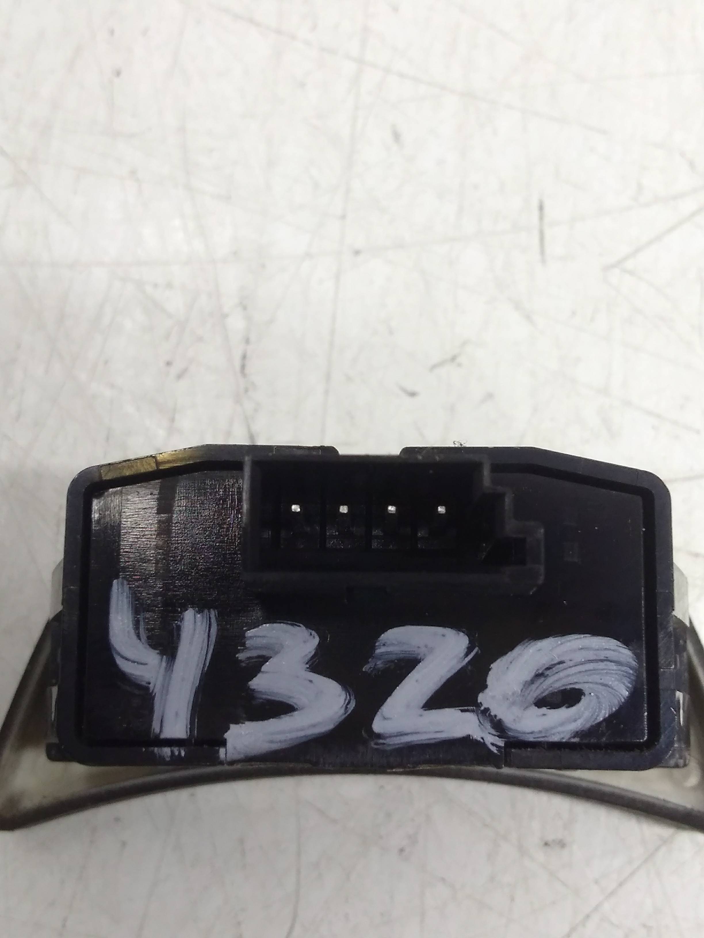 FORD 5 Series E60/E61 (2003-2010) Switches 6921668 24327813