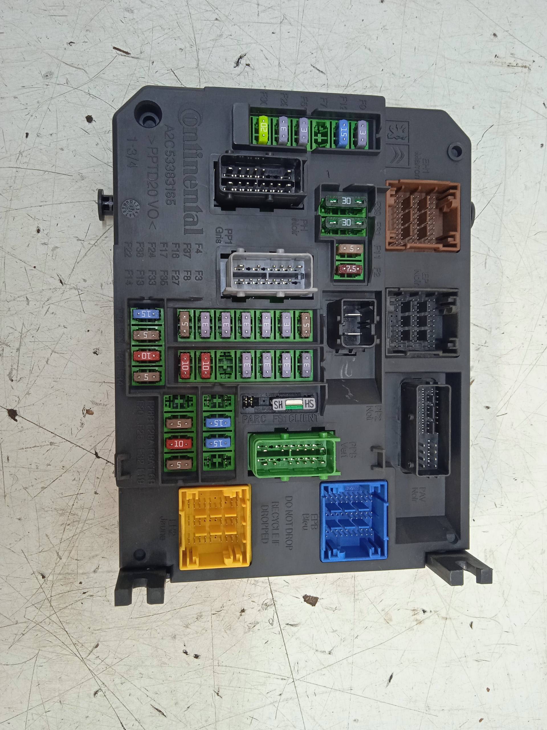 CITROËN DS4 1 generation (2010-2016) Fuse Box 9665547480 24333803