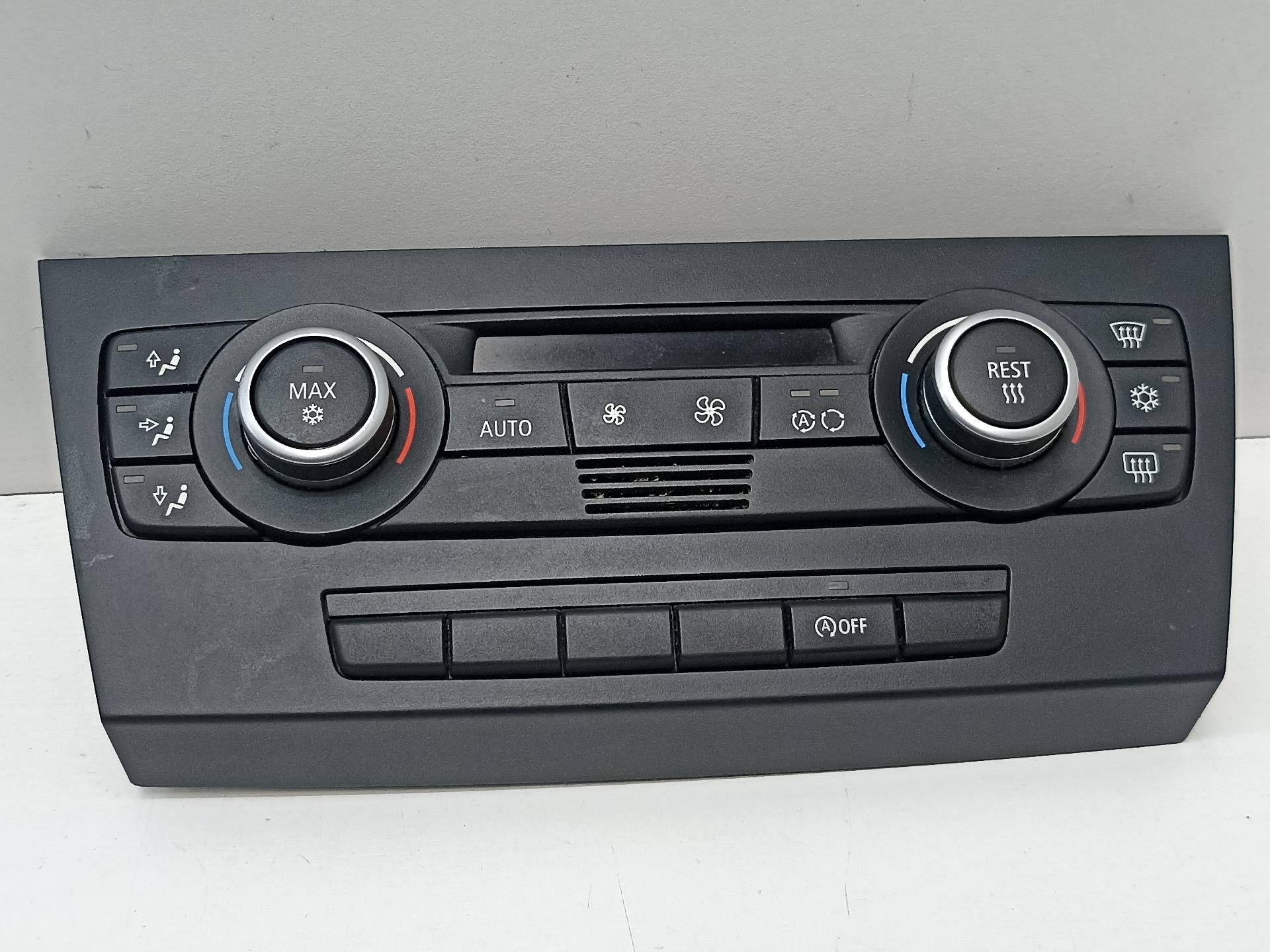 BMW 3 Series E90/E91/E92/E93 (2004-2013) Klimato kontrolės (klimos) valdymas 64119162983 24339327