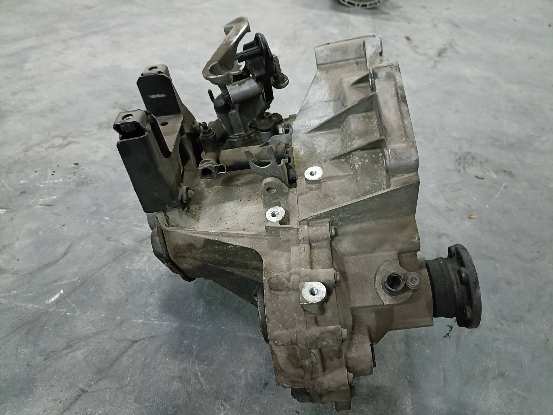 DODGE Ibiza 3 generation (2002-2008) Gearbox JUS 24315001