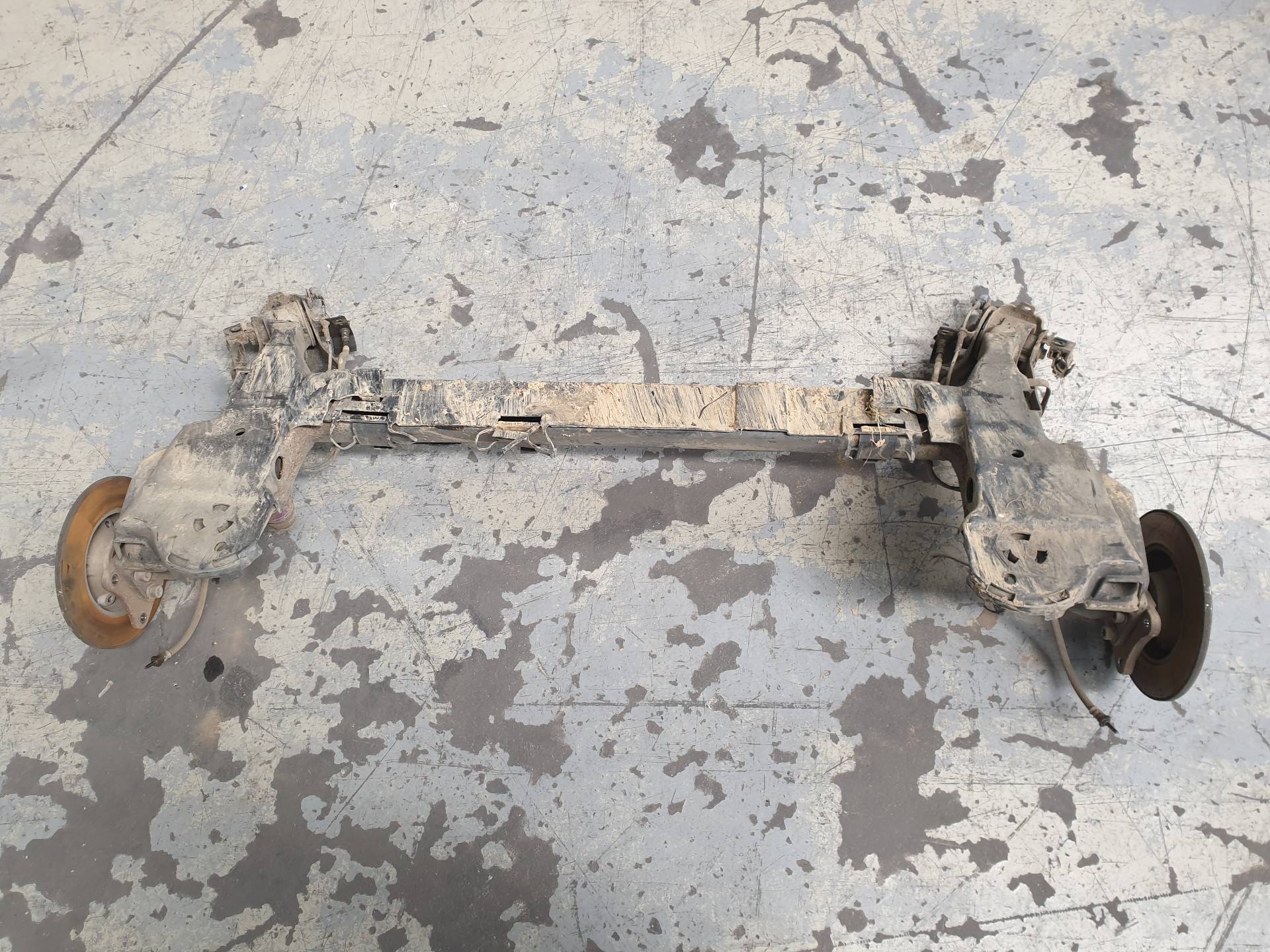 PEUGEOT Rear Axle 1607197180 25570252