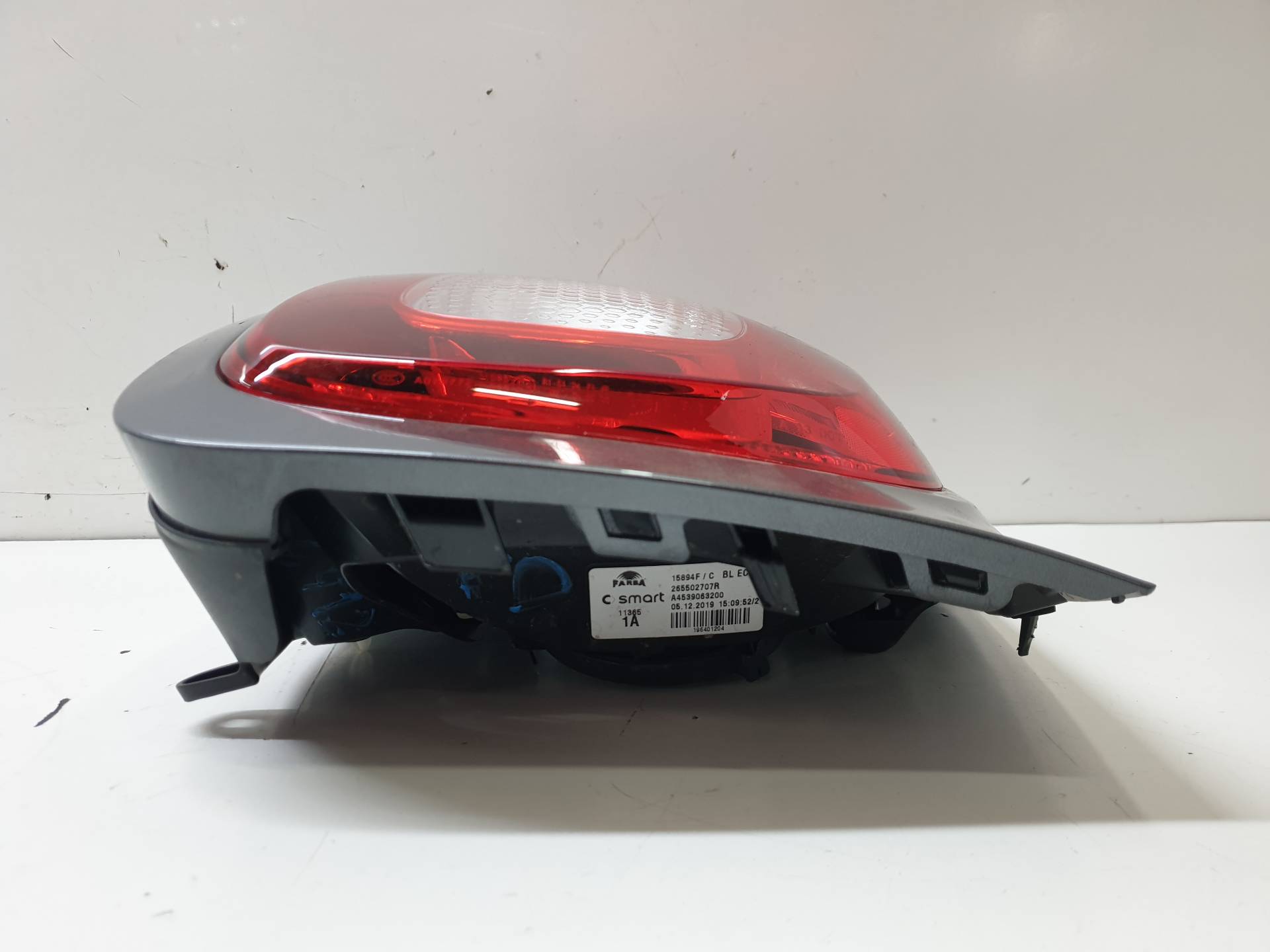 SMART Forfour 2 generation (2015-2023) Rear Right Taillight Lamp A4539063200 24339234