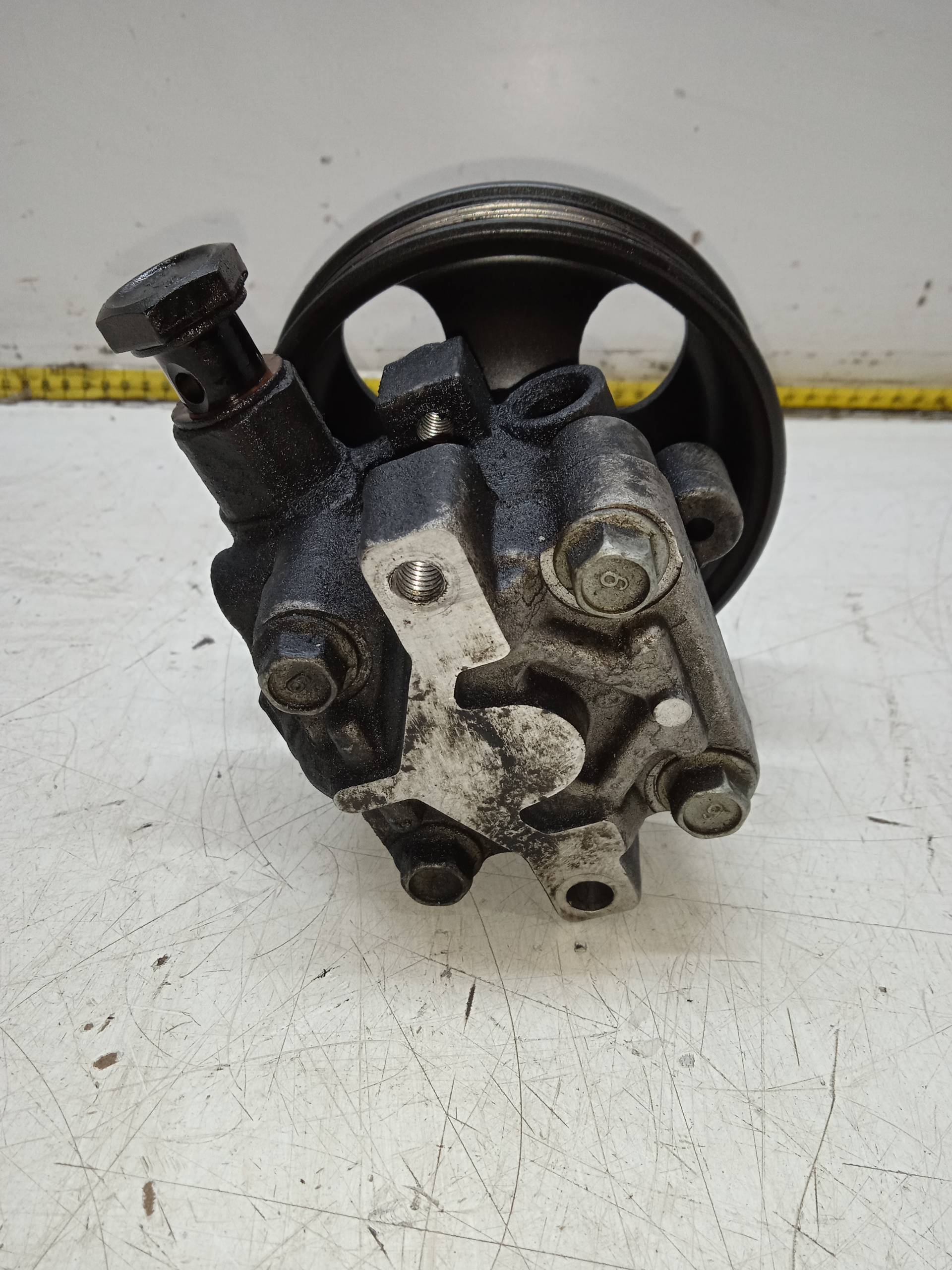 HYUNDAI Santa Fe CM (2006-2013) Power Steering Pump 284331322111,111 24313425