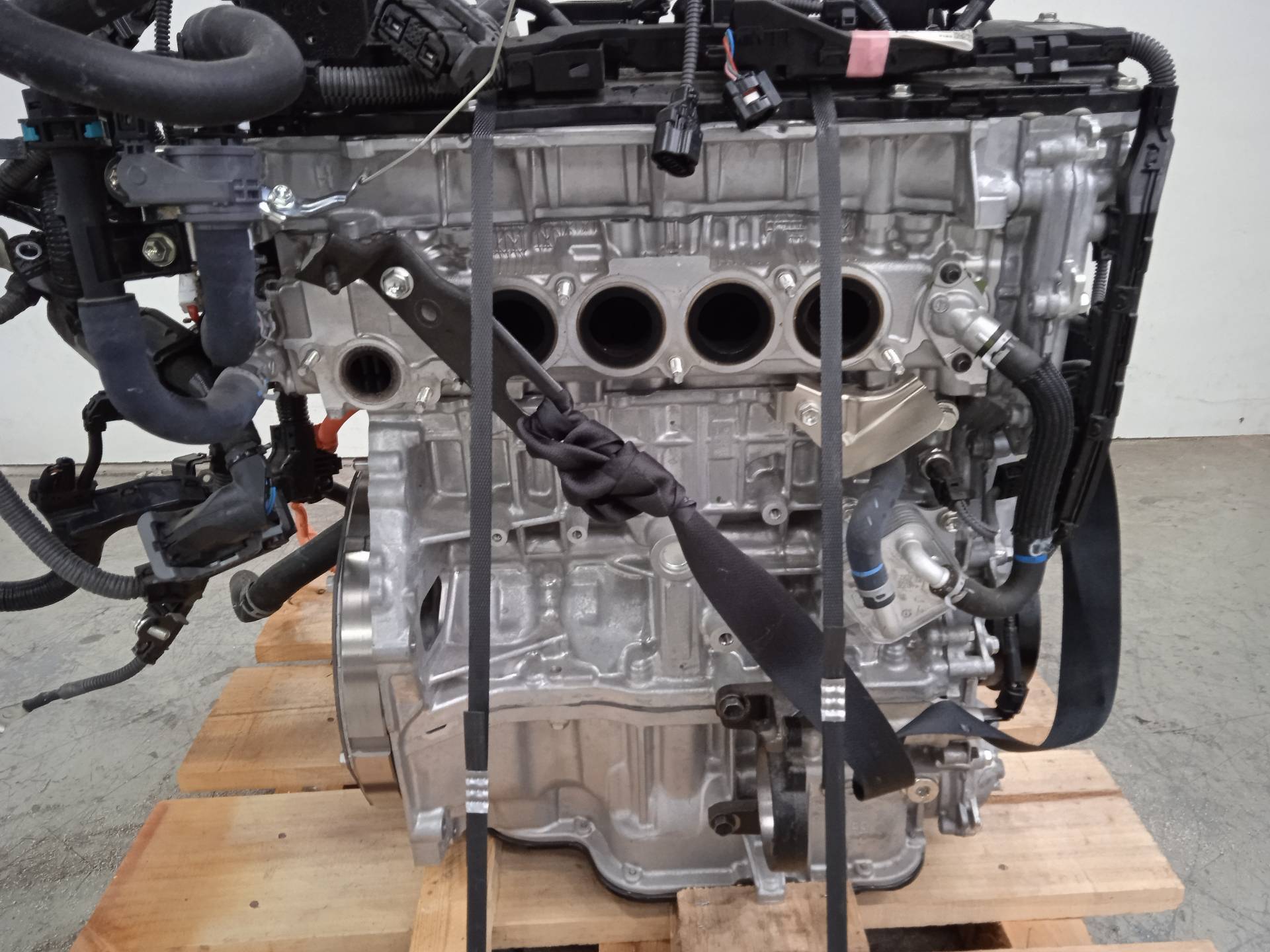 TOYOTA RAV4 4 generation (XA40) (2012-2018) Engine A25A 24330299