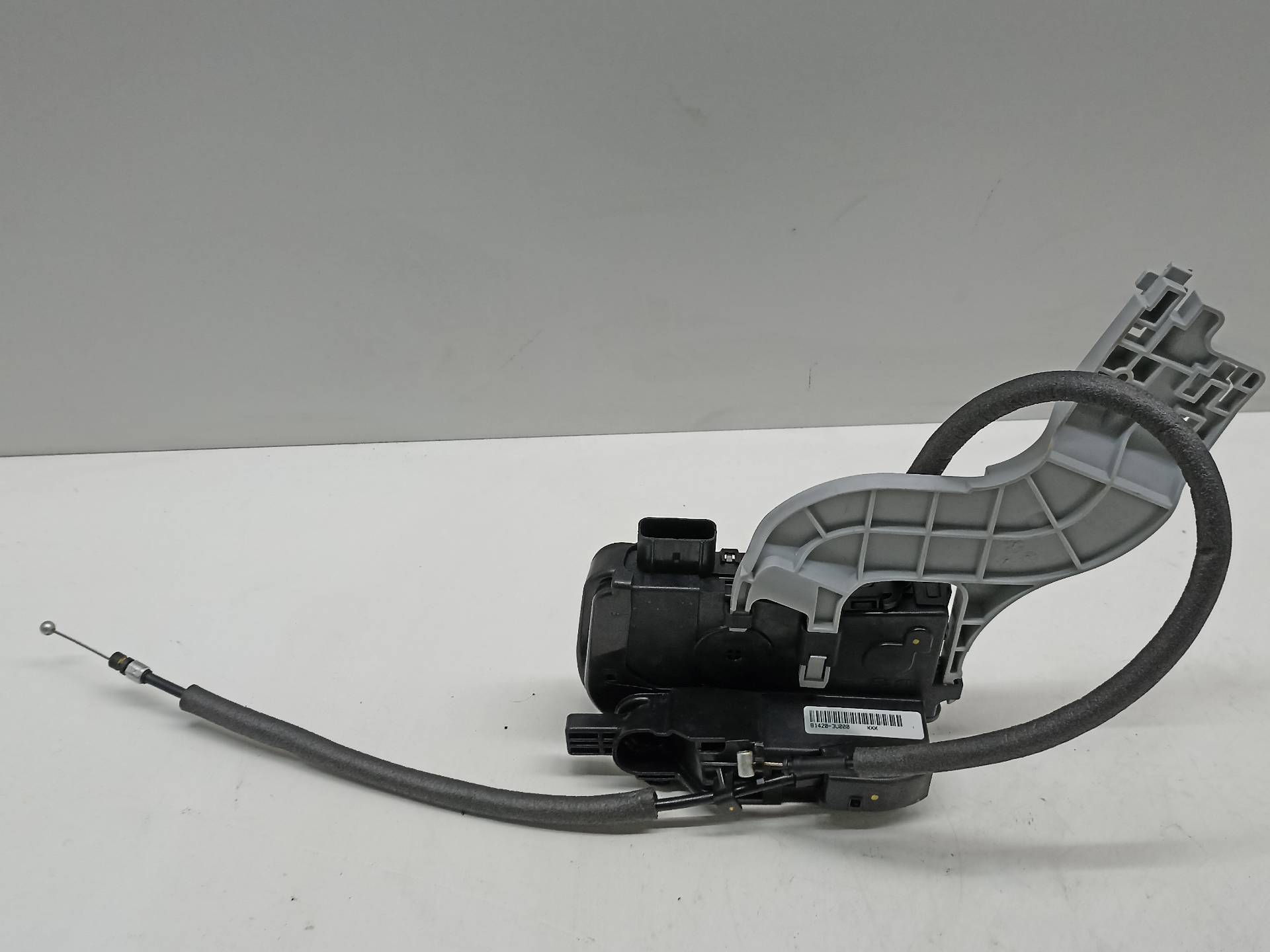 KIA Sportage 4 generation (2016-2022) Замок задней правой двери 814203U000 24314282