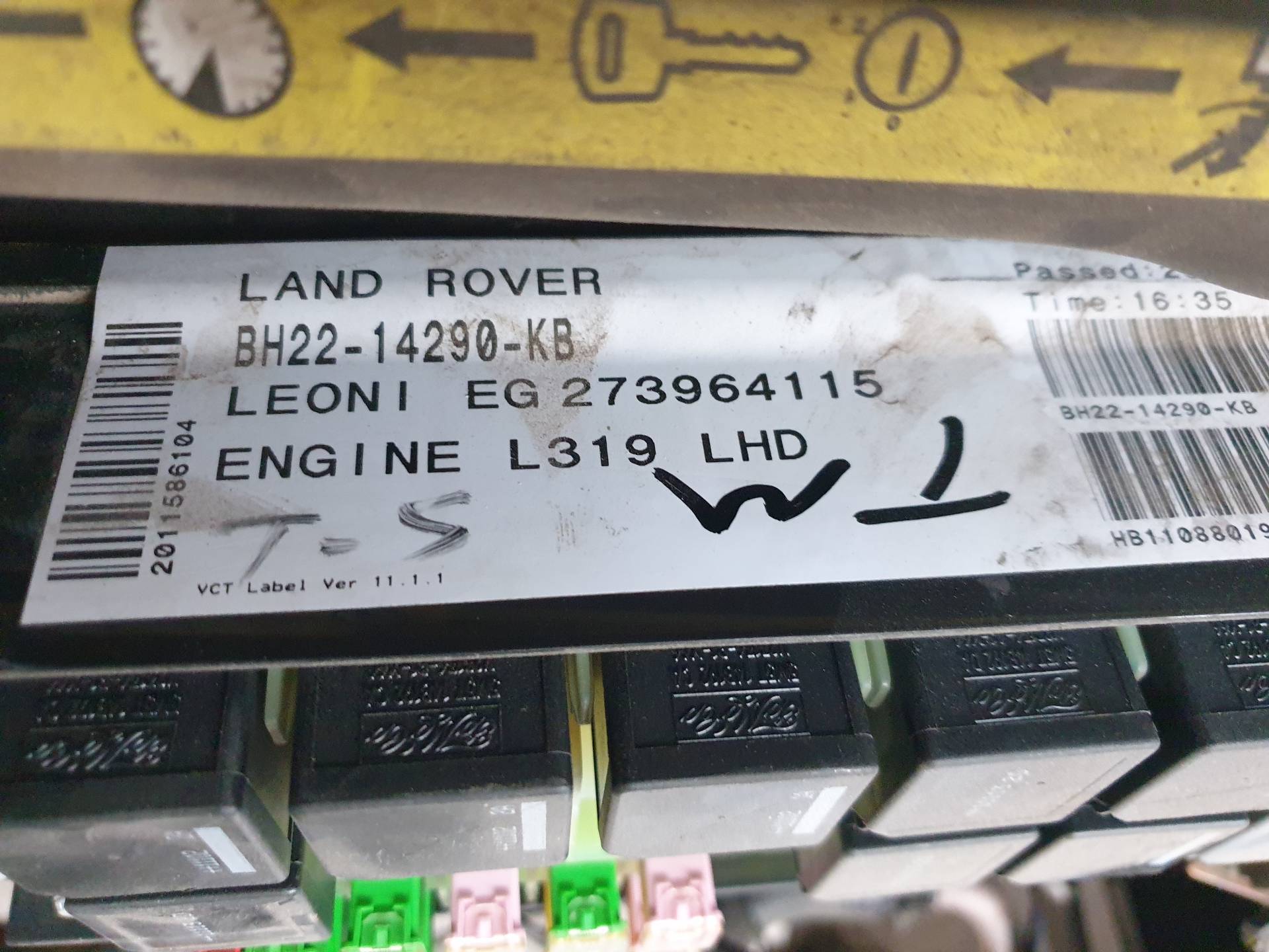 LAND ROVER Discovery 4 generation (2009-2016) Saugiklių dėžė BH2214290KB 24339144