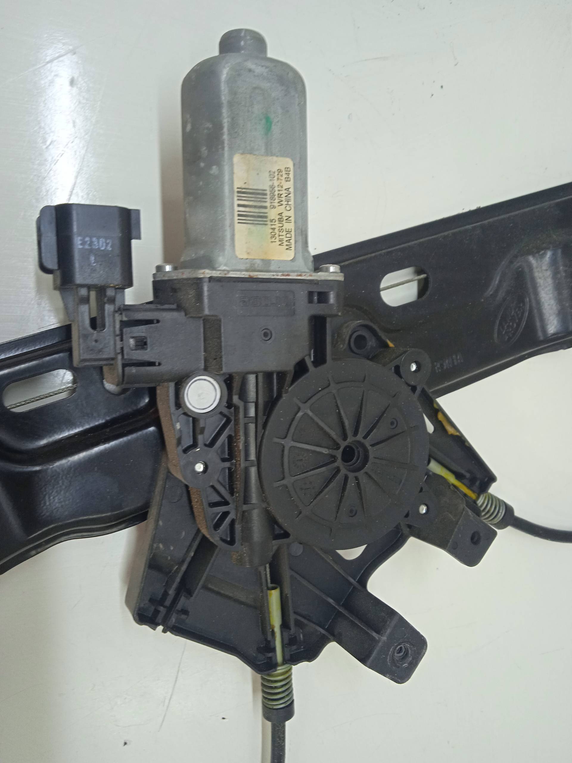 LAND ROVER Range Rover Evoque L538 (1 gen) (2011-2020) Front Left Door Window Regulator LR046658 24336521