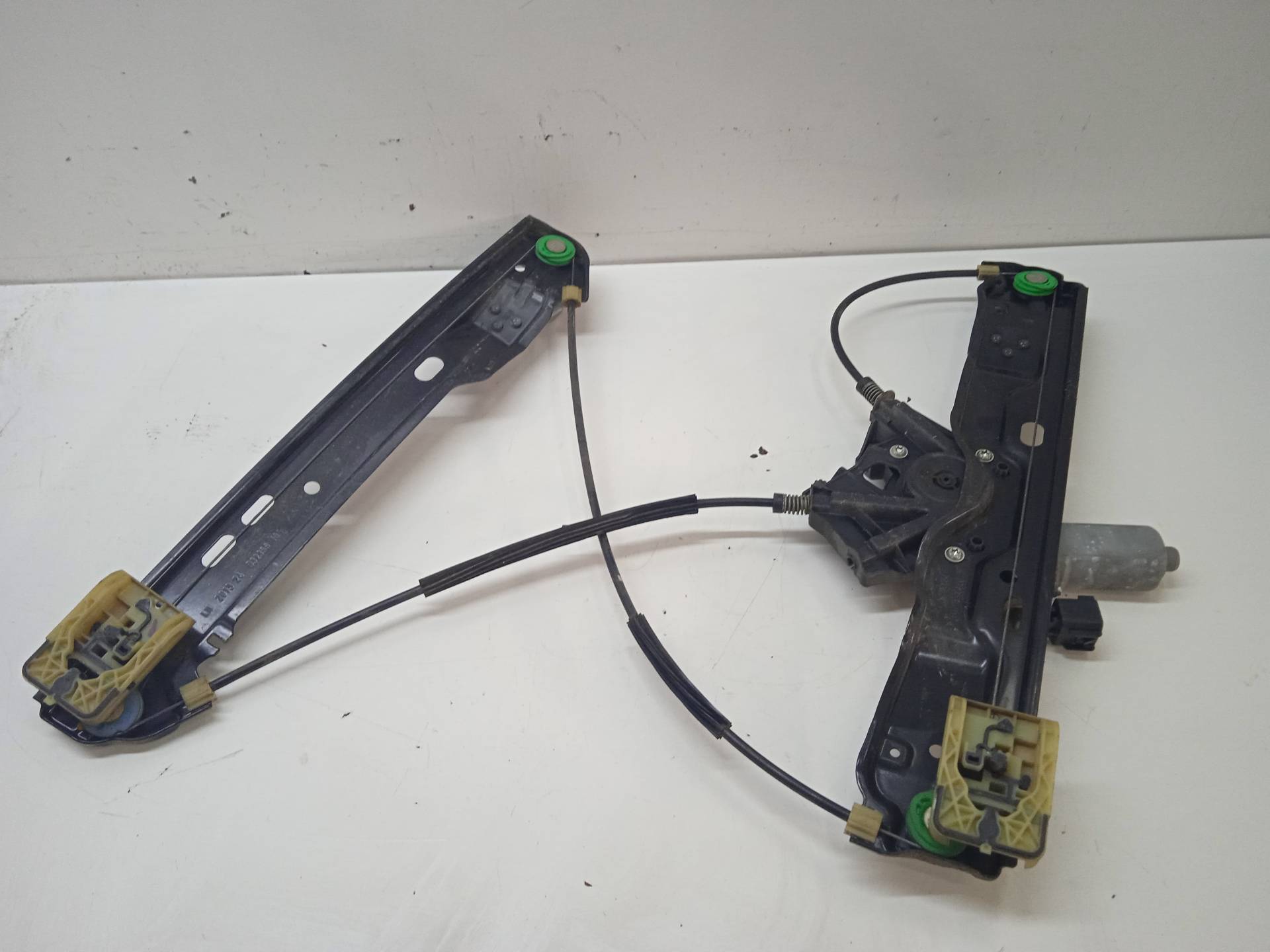 LAND ROVER Range Rover Evoque L538 (1 gen) (2011-2020) Front Left Door Window Regulator LR046658 24336521