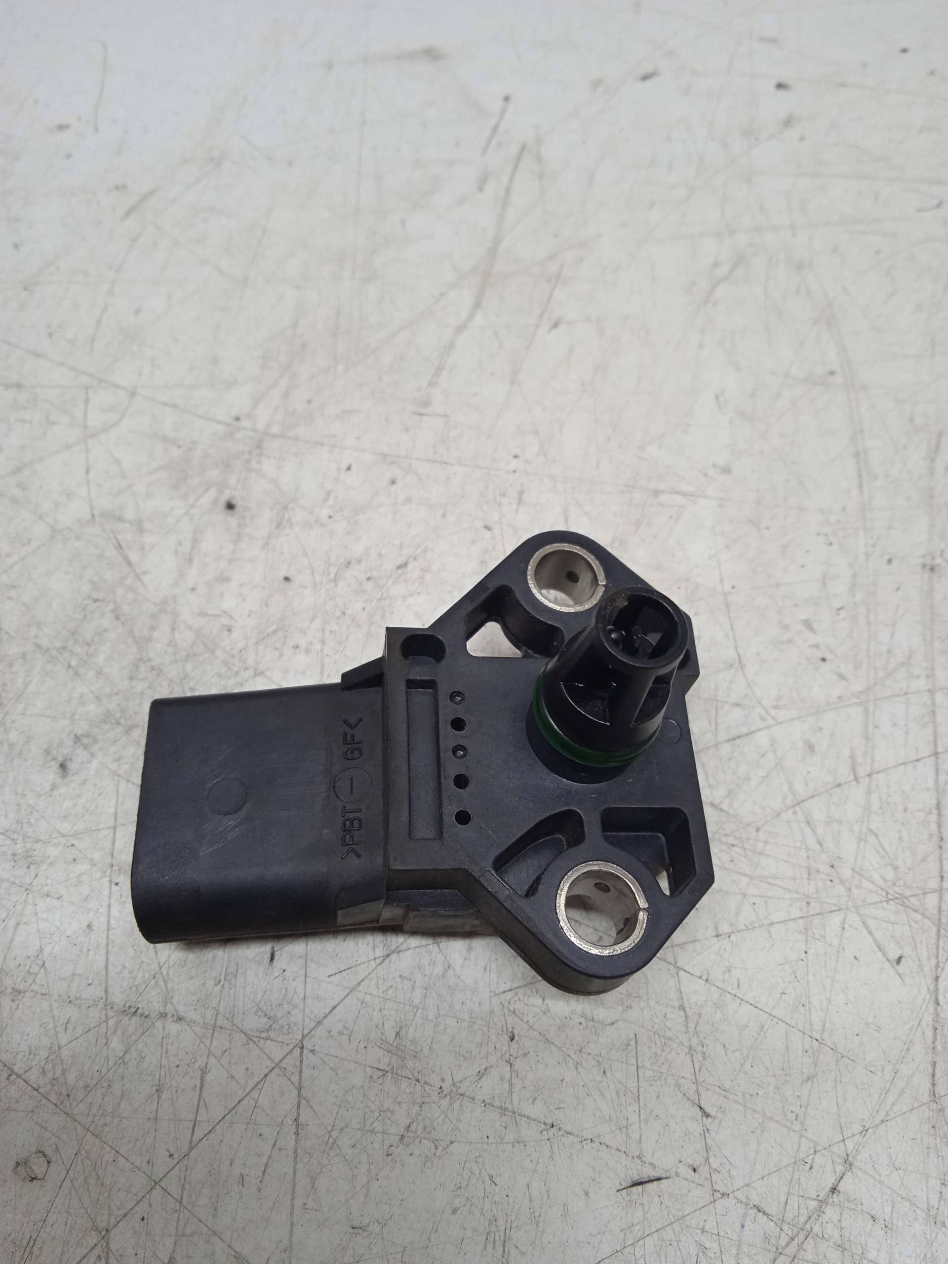 SUZUKI A4 B6/8E (2000-2005) Alte unități de control 0281002401 24331437