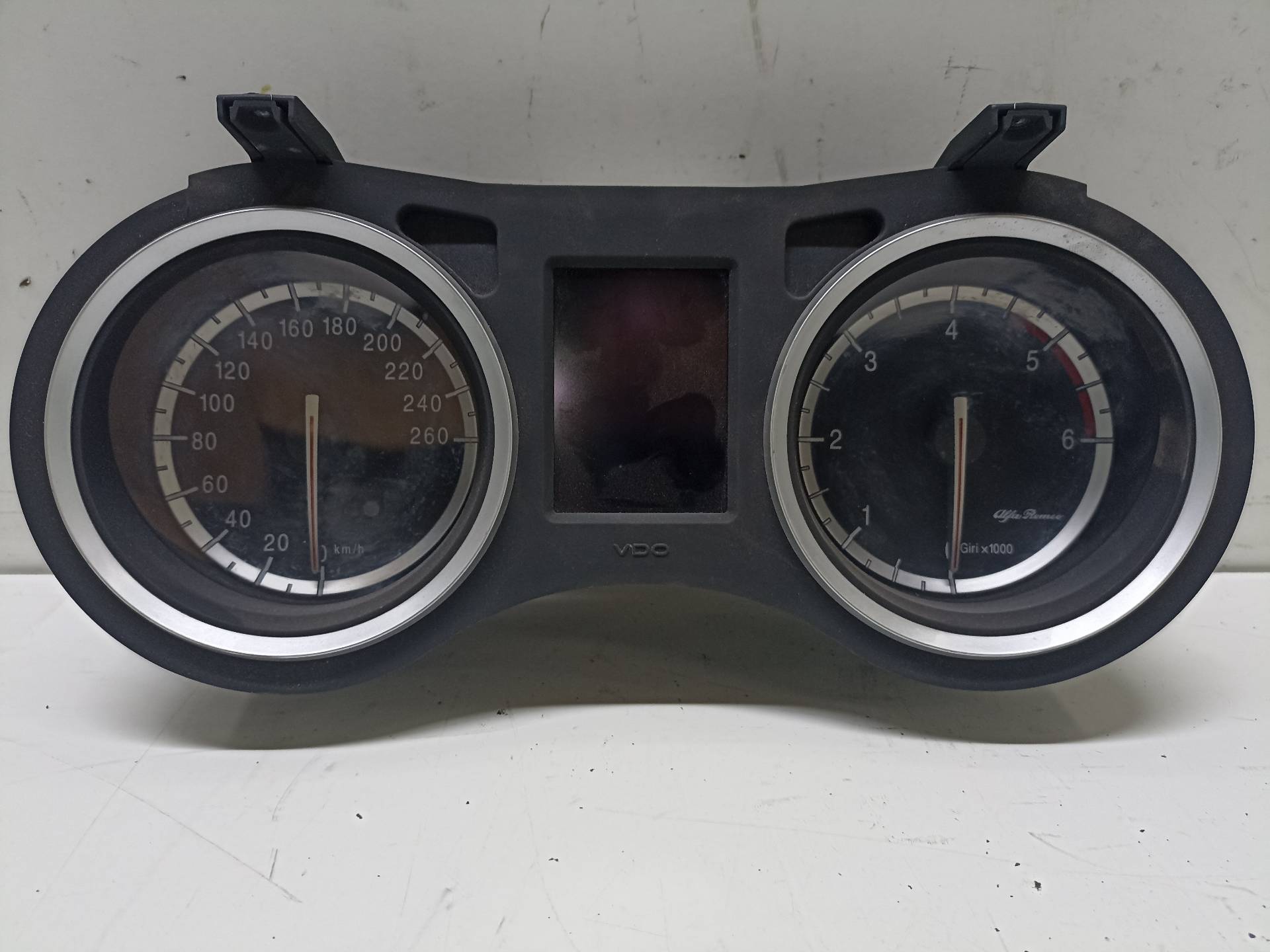 ALFA ROMEO 159 1 generation (2005-2011) Speedometer 56079251 24339701