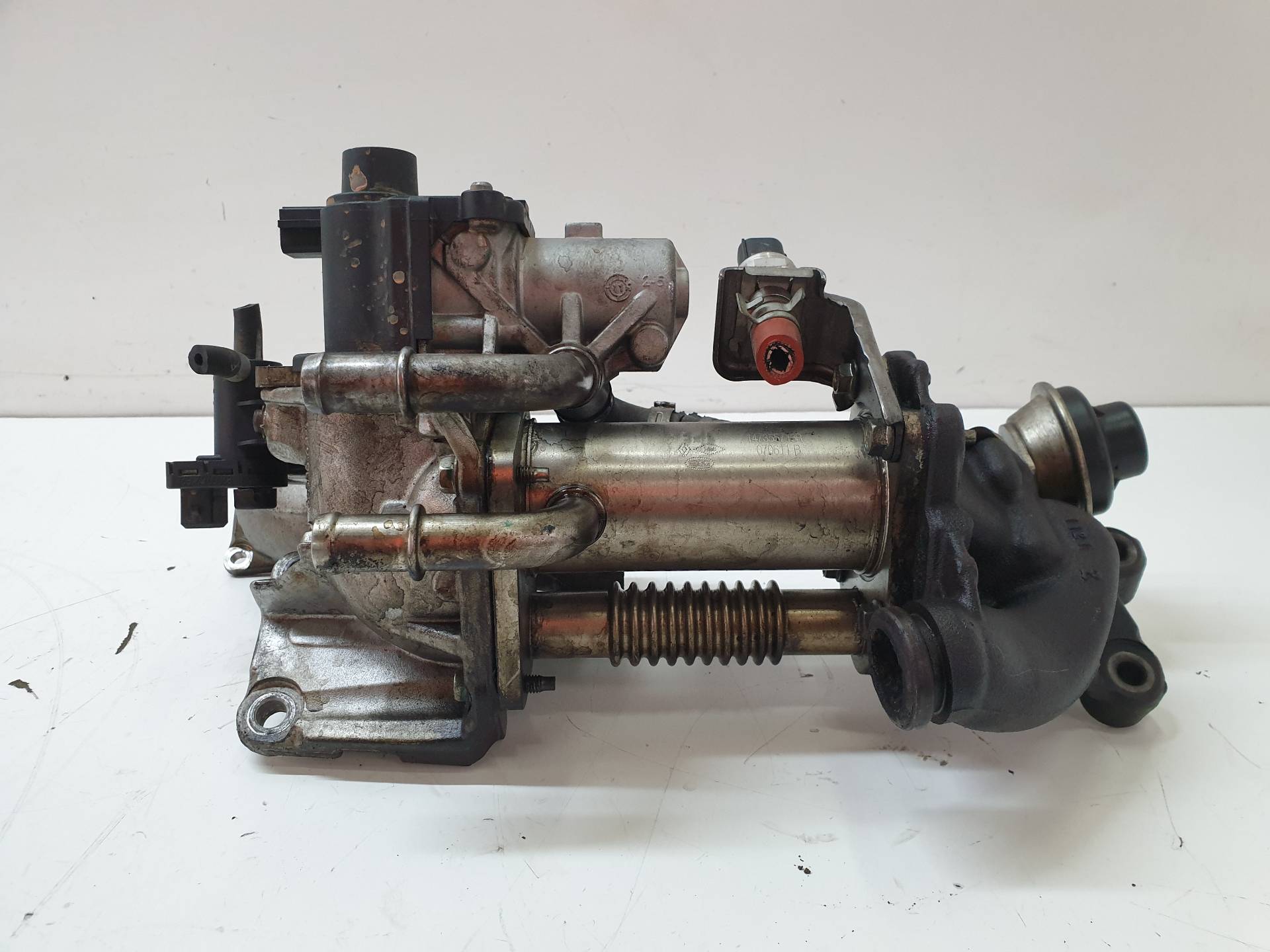 RENAULT Laguna 3 generation (2007-2015) EGR Valve 8200836385 25567491