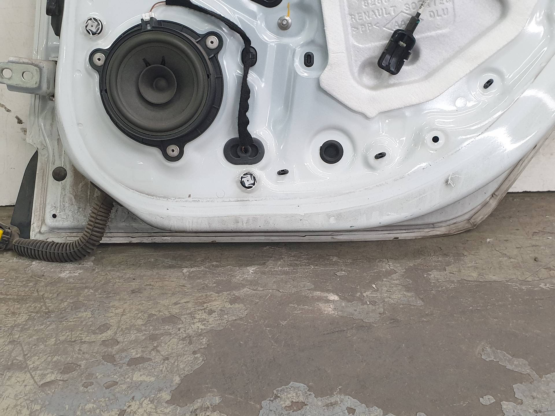 RENAULT Captur 1 generation (2013-2019) Galinės dešinės durys 821008626R 25569787