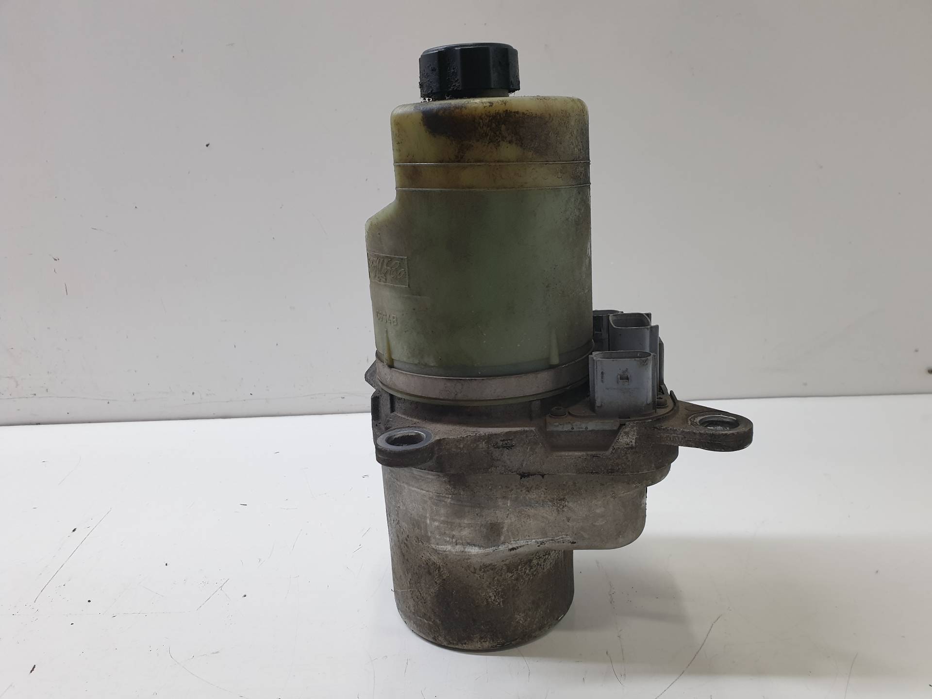 PEUGEOT 3008 1 generation (2010-2016) Power Steering Pump 4M513K514CA 25568072