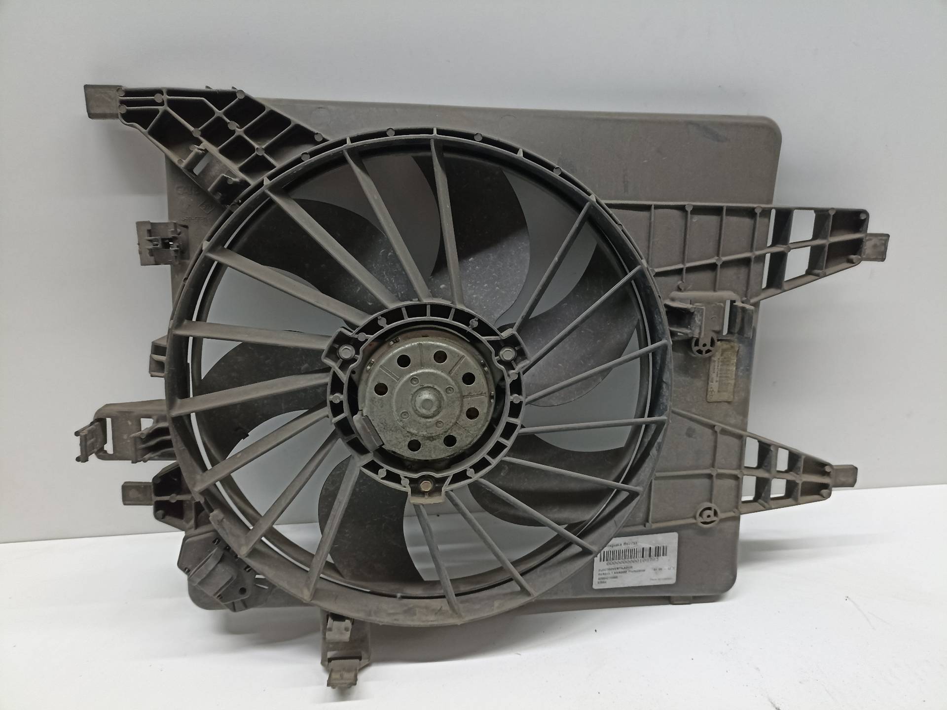 HYUNDAI Veloster 1 generation (2011-2016) Difūzoriaus ventiliatorius 8200427466 24317631