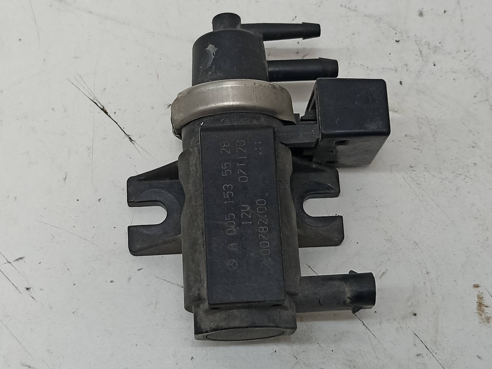 MERCEDES-BENZ Sprinter 2 generation (906) (2006-2018) Solenoidový ventil A0051535528 24315974