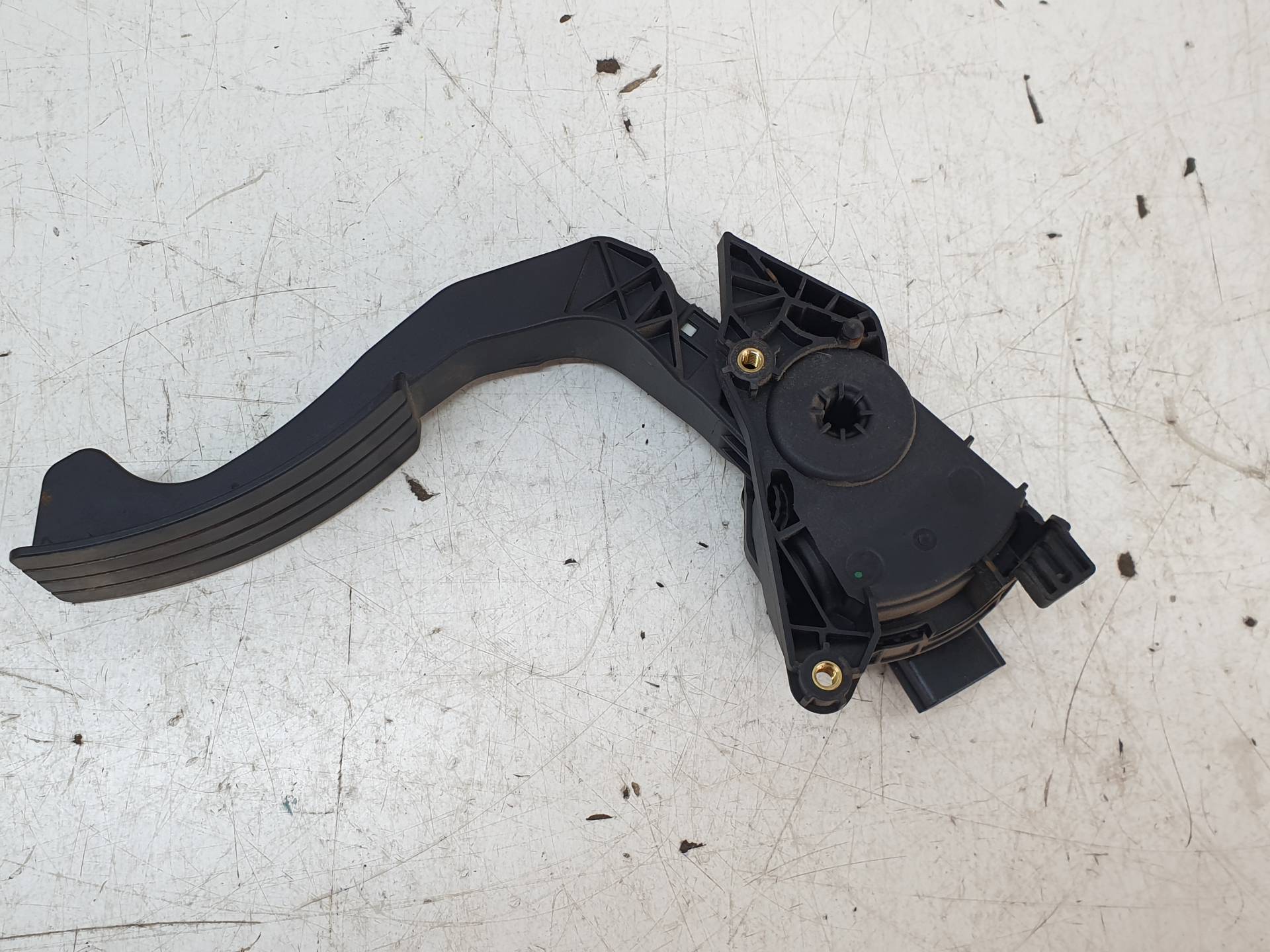 DACIA Sandero 2 generation (2013-2020) Throttle Pedal 6PV00997803 24338048