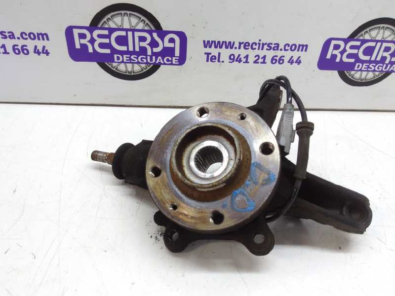 PEUGEOT 308 T7 (2007-2015) Front Right Wheel Hub 364790 24318296