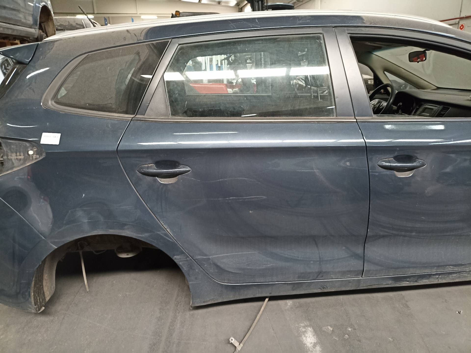 KIA Carens 3 generation (RP) (2013-2019) Labās aizmugurējās durvis 77004A4000 24341123