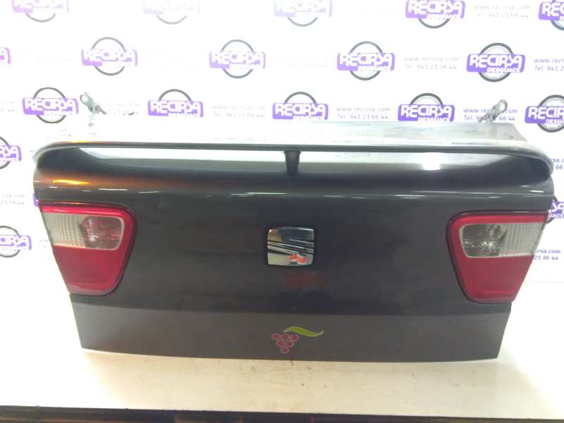 SEAT Cordoba 1 generation (1993-2003) Крышка багажника 24322819