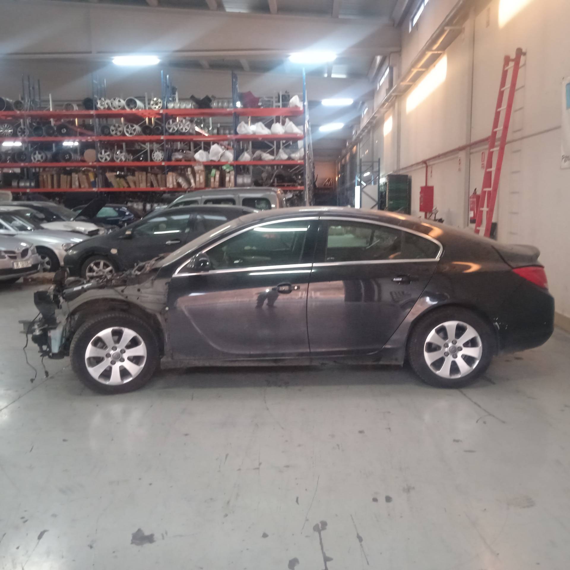 OPEL Insignia A (2008-2016) Priekinė kairė stebulė 13219080 24337696