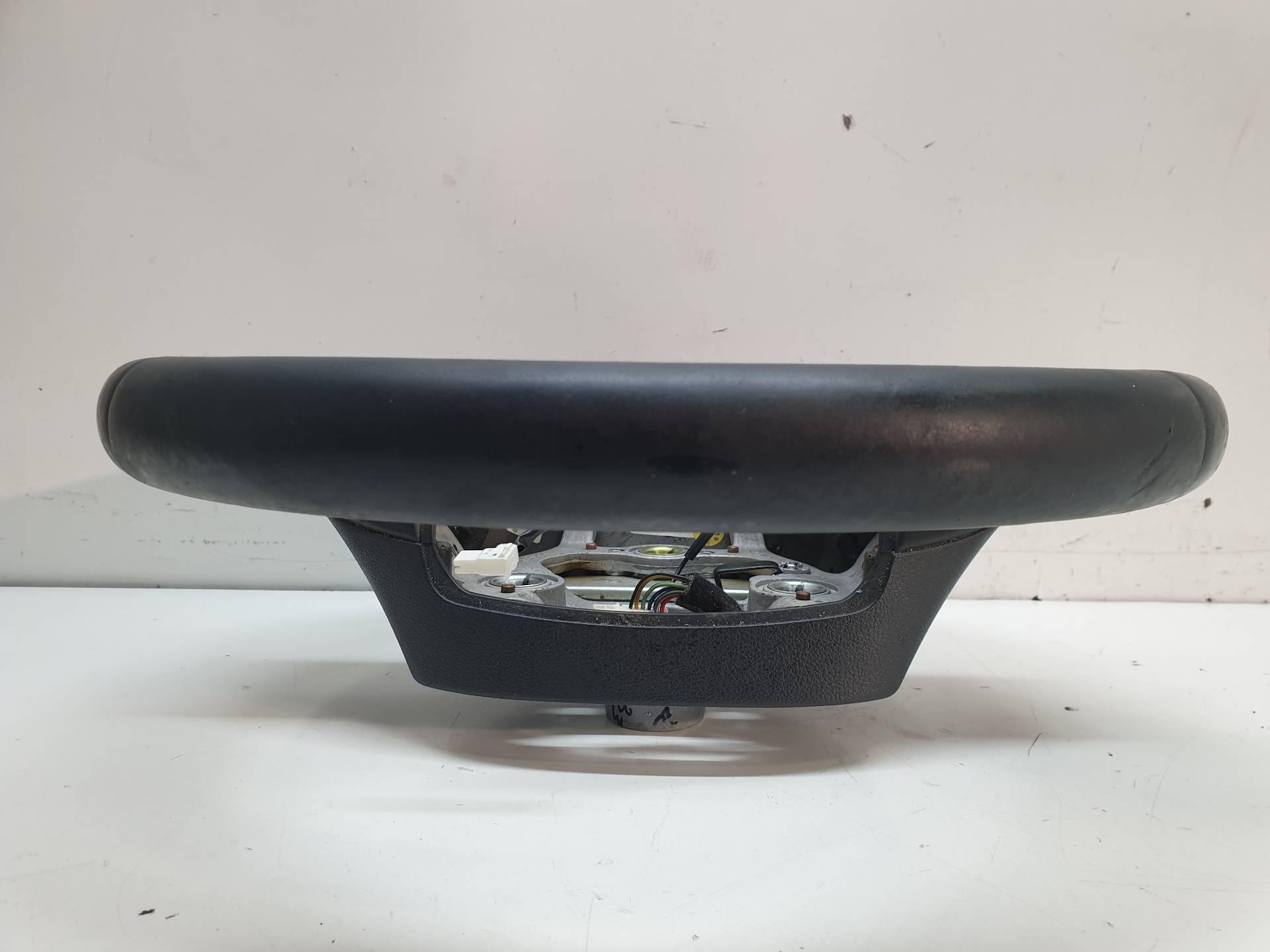 HYUNDAI Elantra MD (2010-2017) Volant 56100F2520 25568462