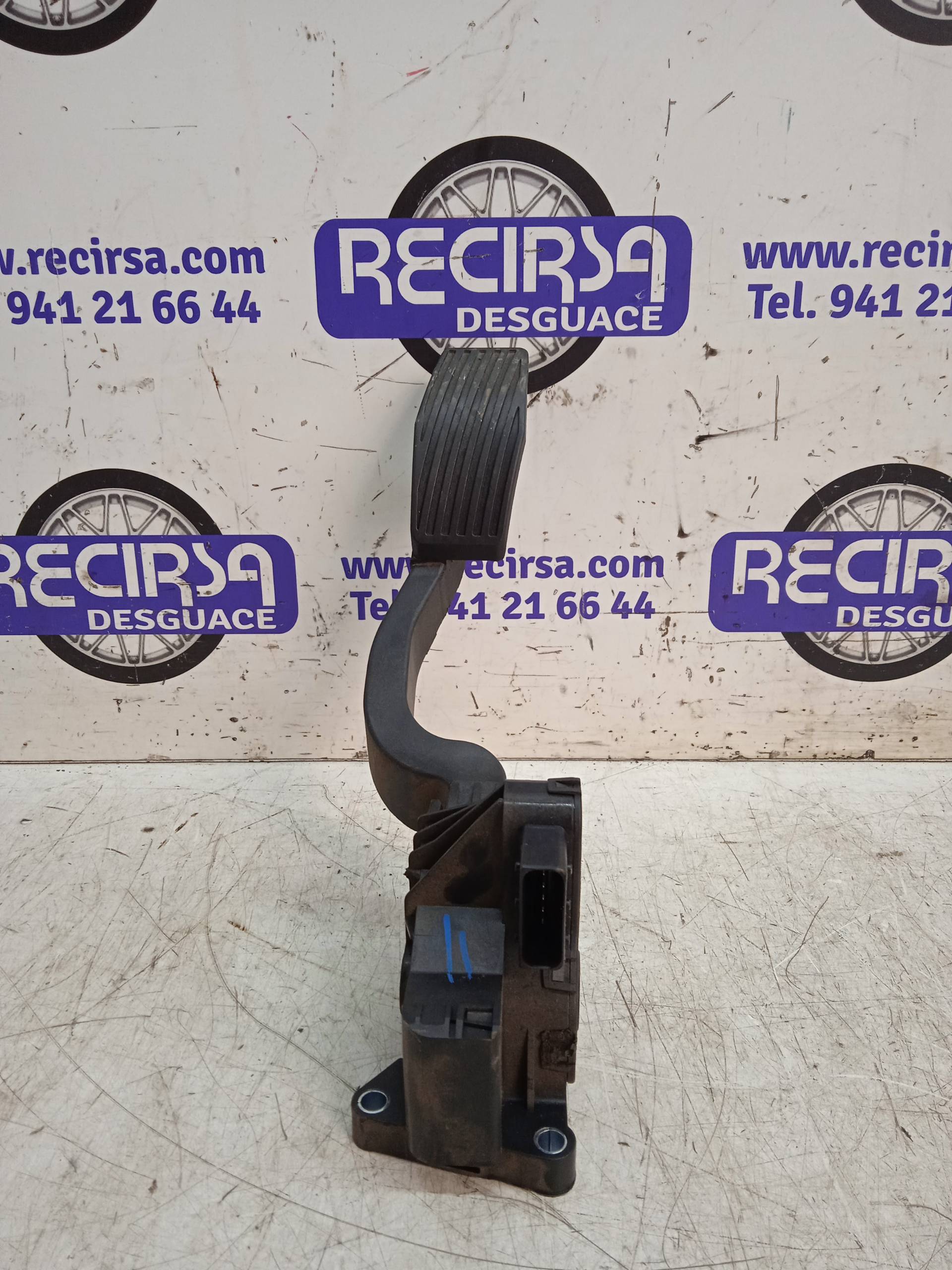 OPEL Corsa D (2006-2020) Pédale d'accélérateur 55702020 24318460