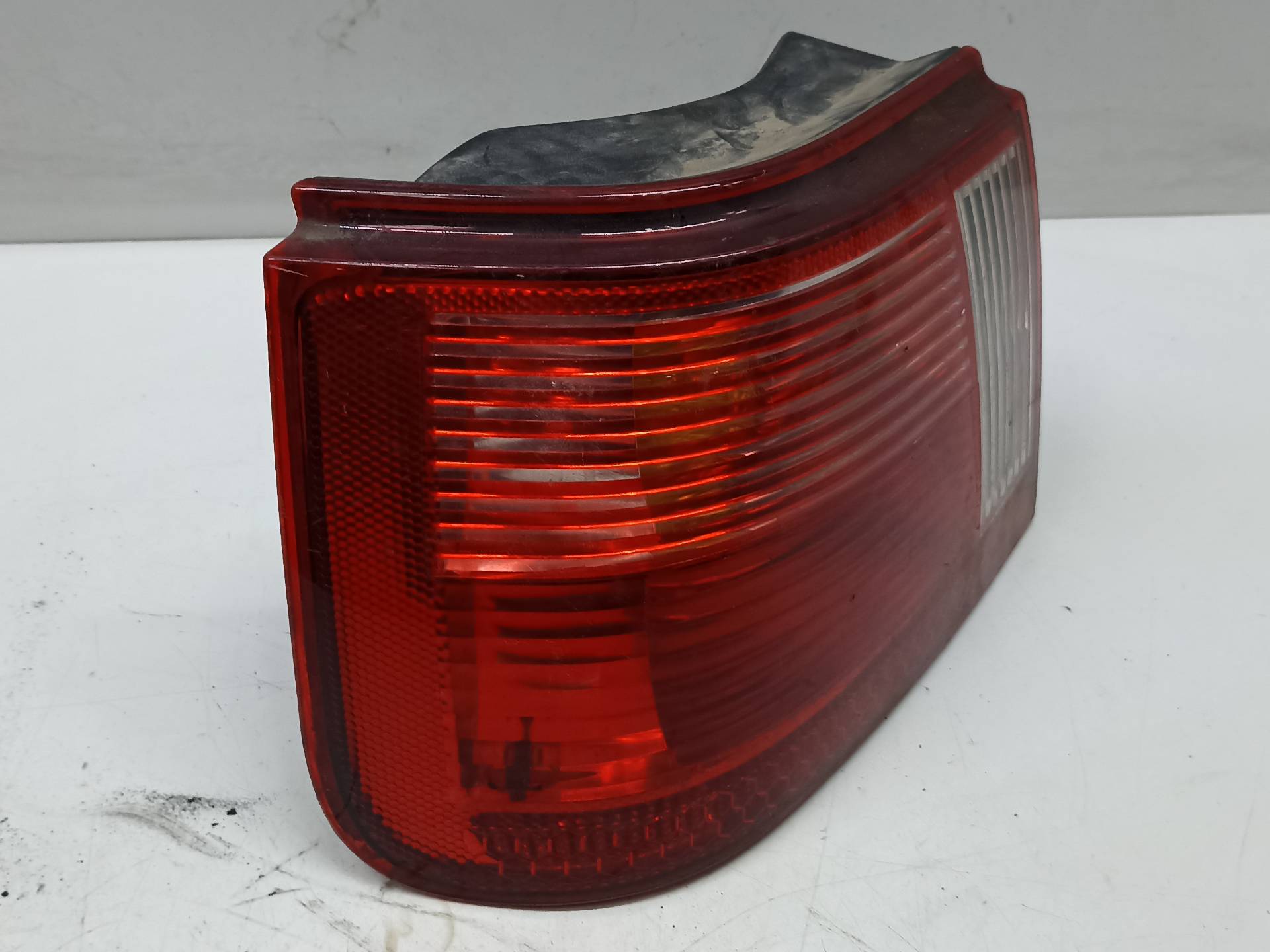 SEAT Ibiza 2 generation (1993-2002) Rear Left Taillight 6K6945257C 24309770