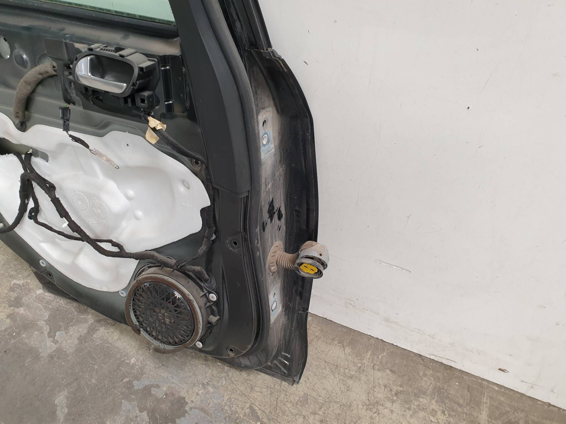 CITROËN C5 2 generation (2008-2017) Rear Left Door 9006L4 25569937