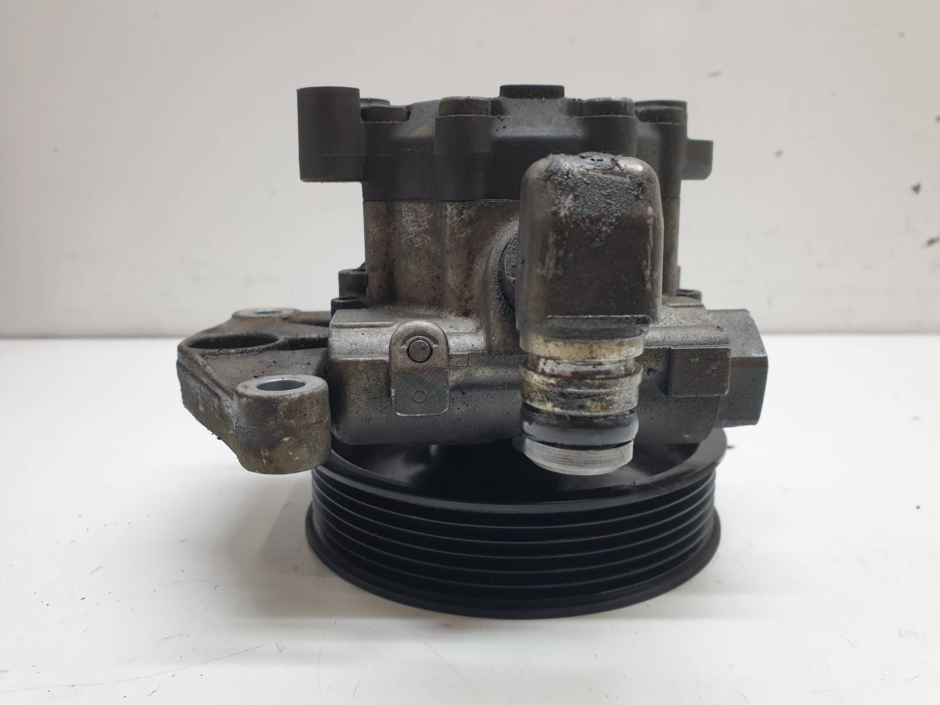 MERCEDES-BENZ C-Class W204/S204/C204 (2004-2015) Power Steering Pump A0054666501 25569106