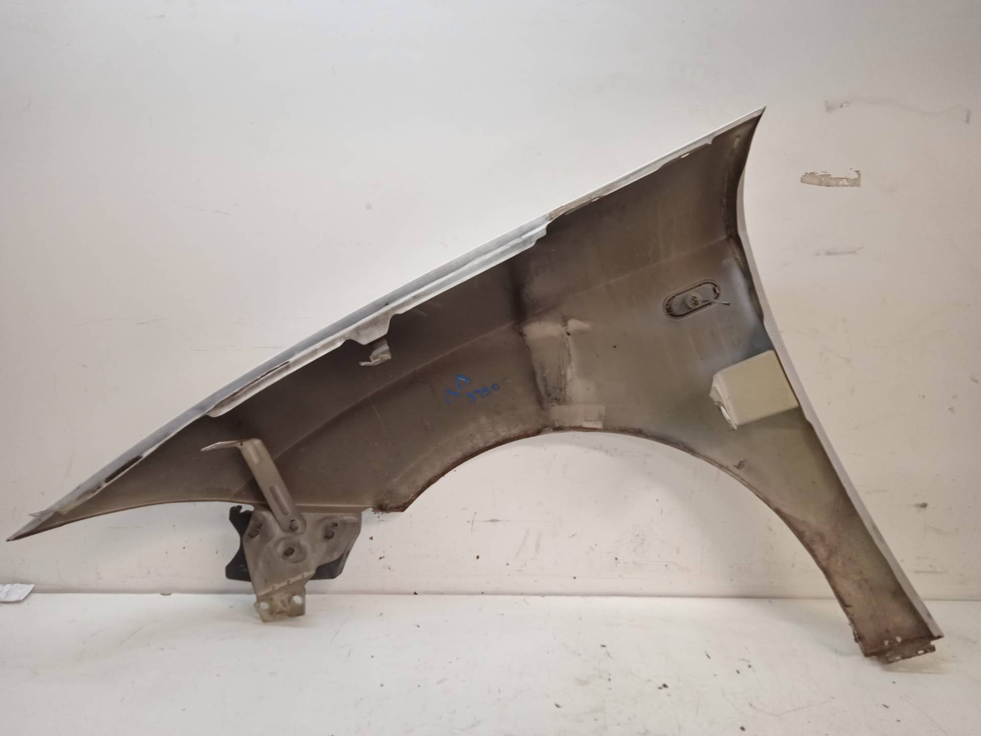 SEAT Toledo 3 generation (2004-2010) Преден десен калник 5P0821022A 24337445