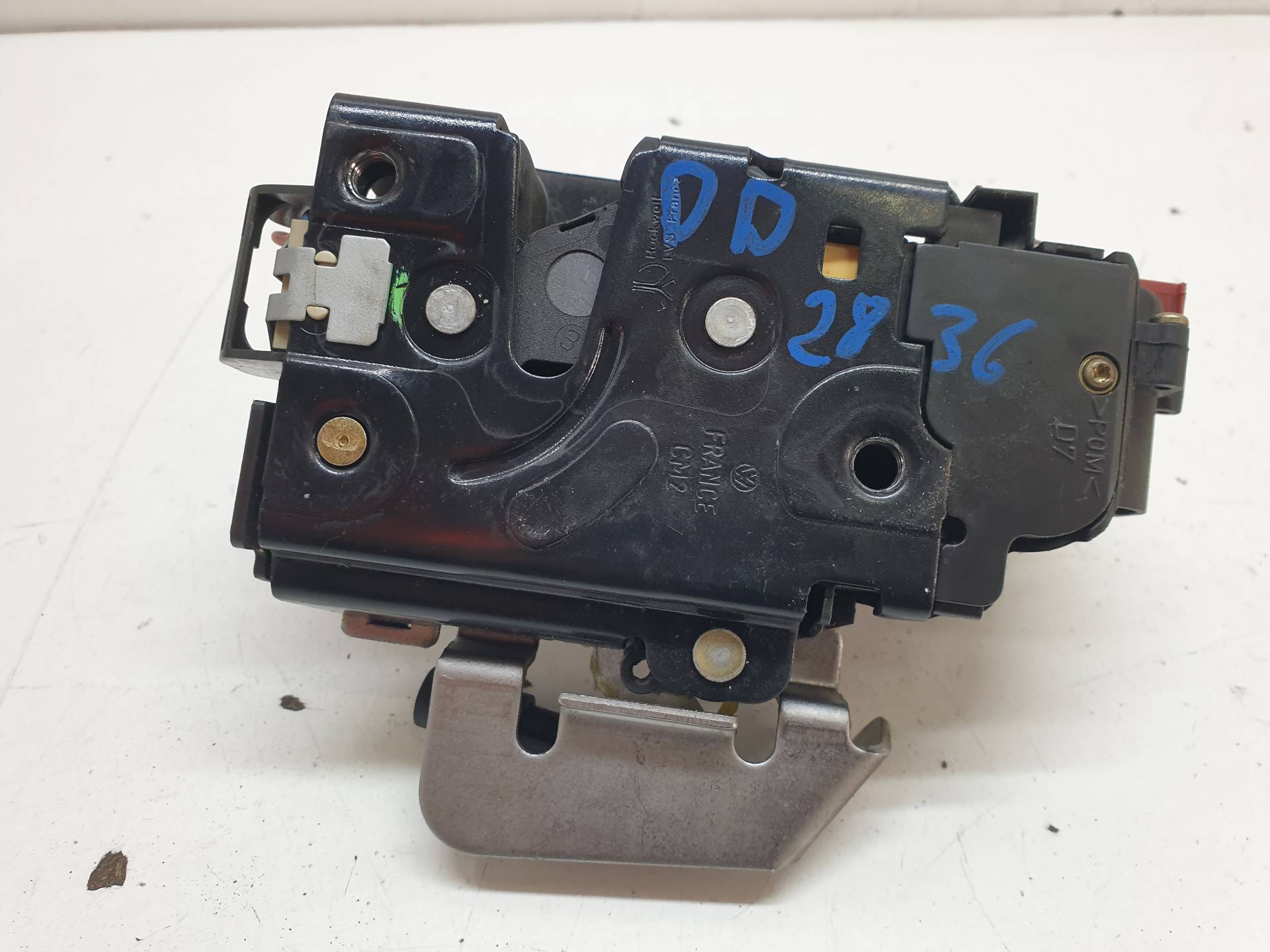 SUZUKI A4 B6/8E (2000-2005) Front Right Door Lock 8E1837016C 24335478