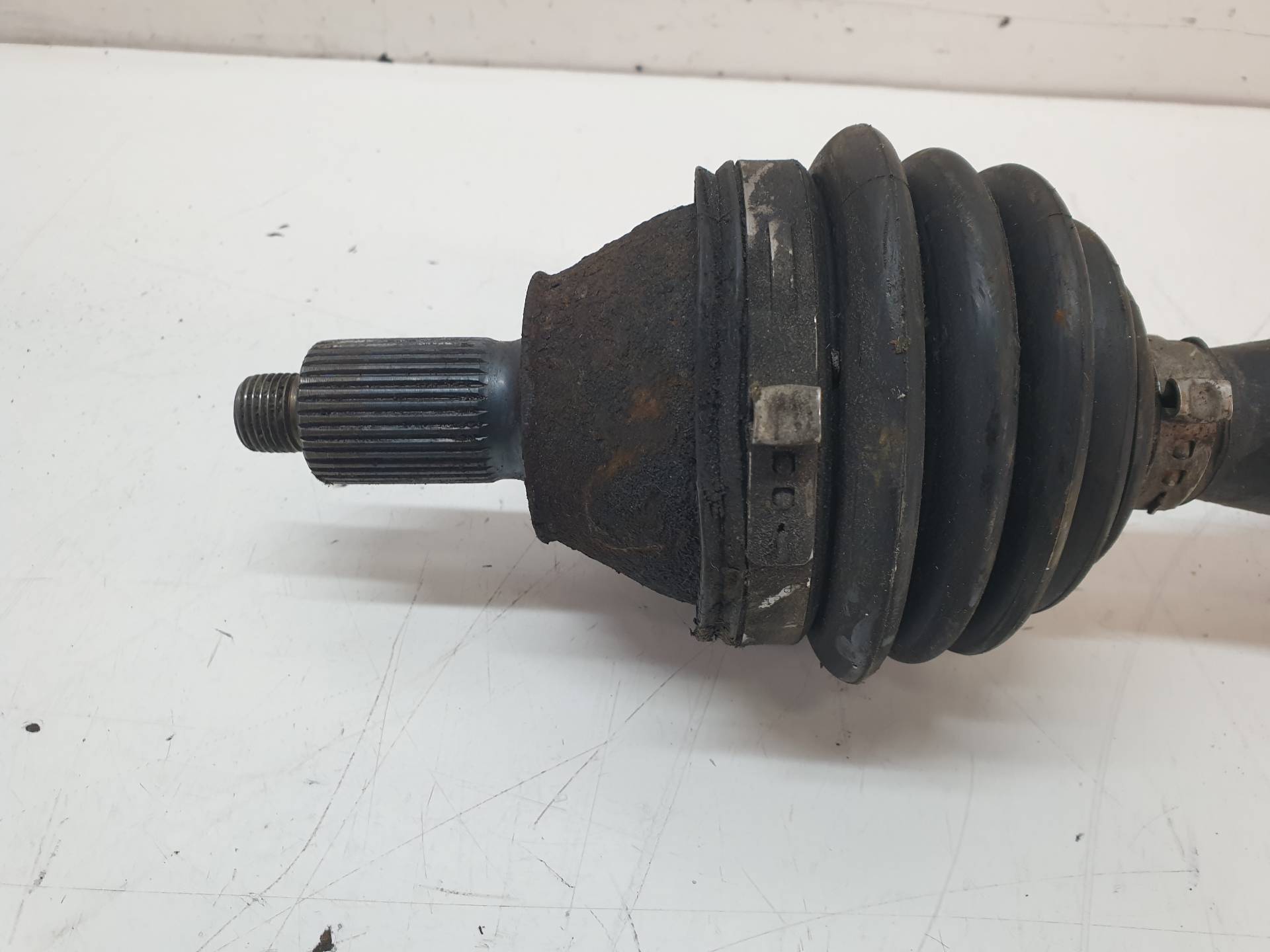 SEAT Ibiza 3 generation (2002-2008) Arbre de transmission avant droit 6R0407762 25568507