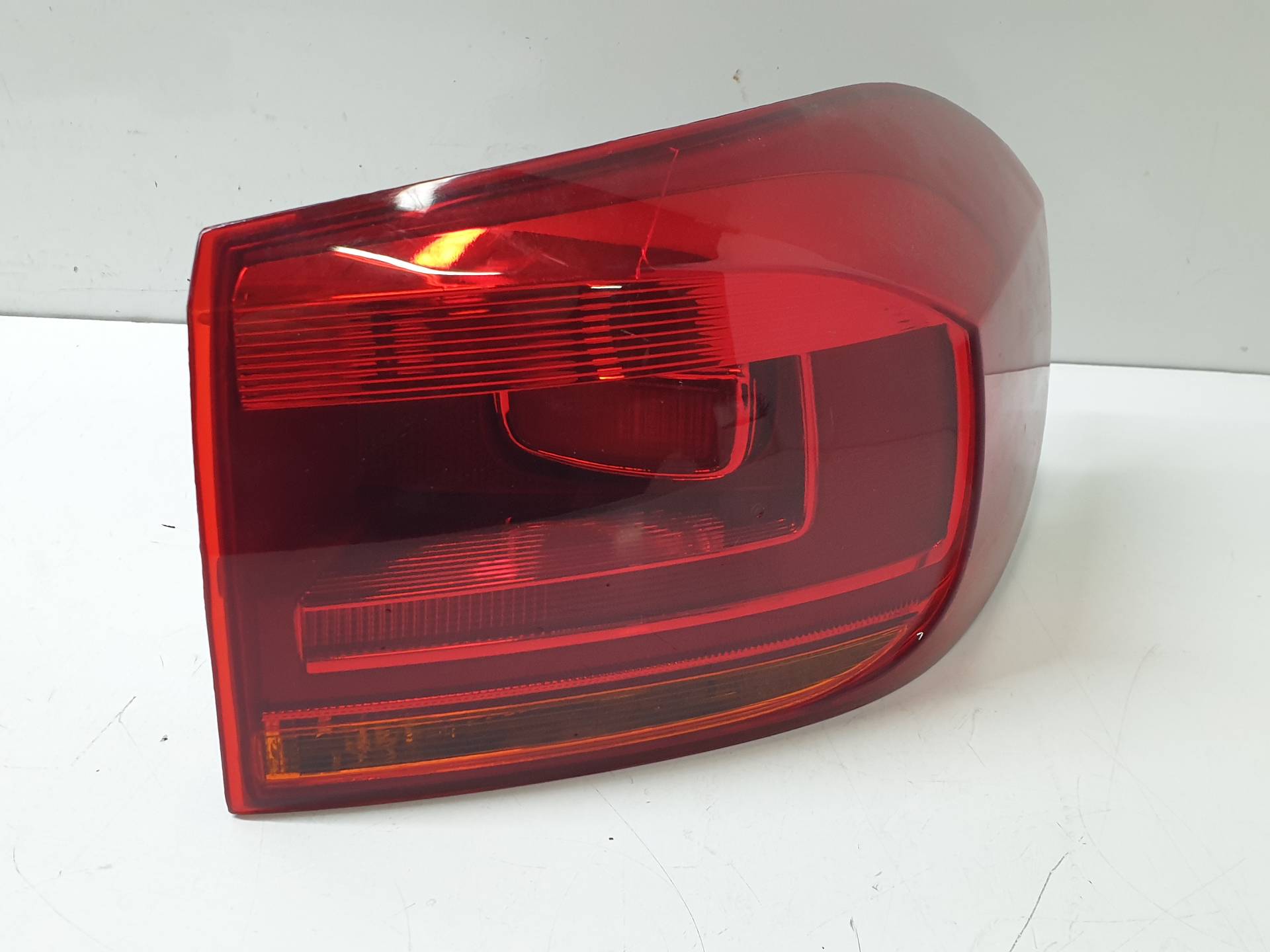 VOLKSWAGEN Tiguan 1 generation (2007-2017) Rear Right Taillight Lamp 5N0945096Q 25567730