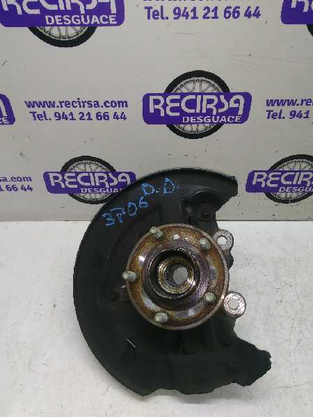 FORD Focus 3 generation (2011-2020) Front Right Wheel Hub AV613K170 24323417