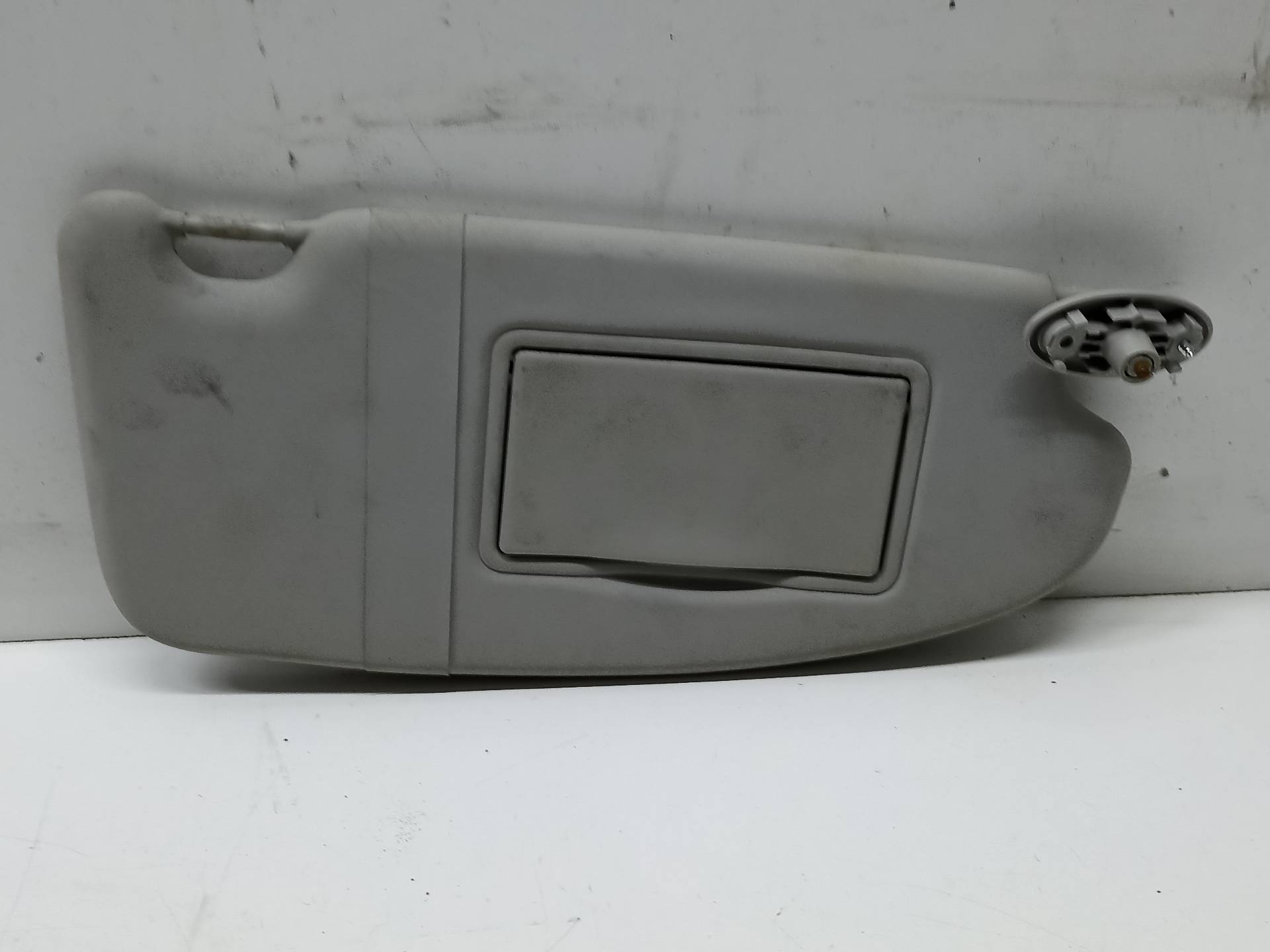 PEUGEOT Focus 2 generation (2004-2011) Right Side Sun Visor 267827225135, 135 24312132