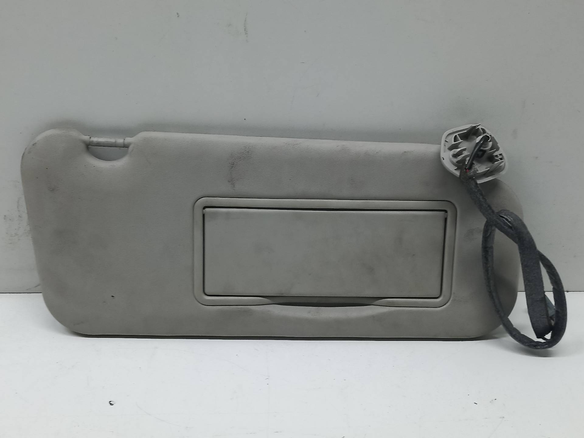 PEUGEOT 307 1 generation (2001-2008) Right Side Sun Visor 247654810135, 135 24311187