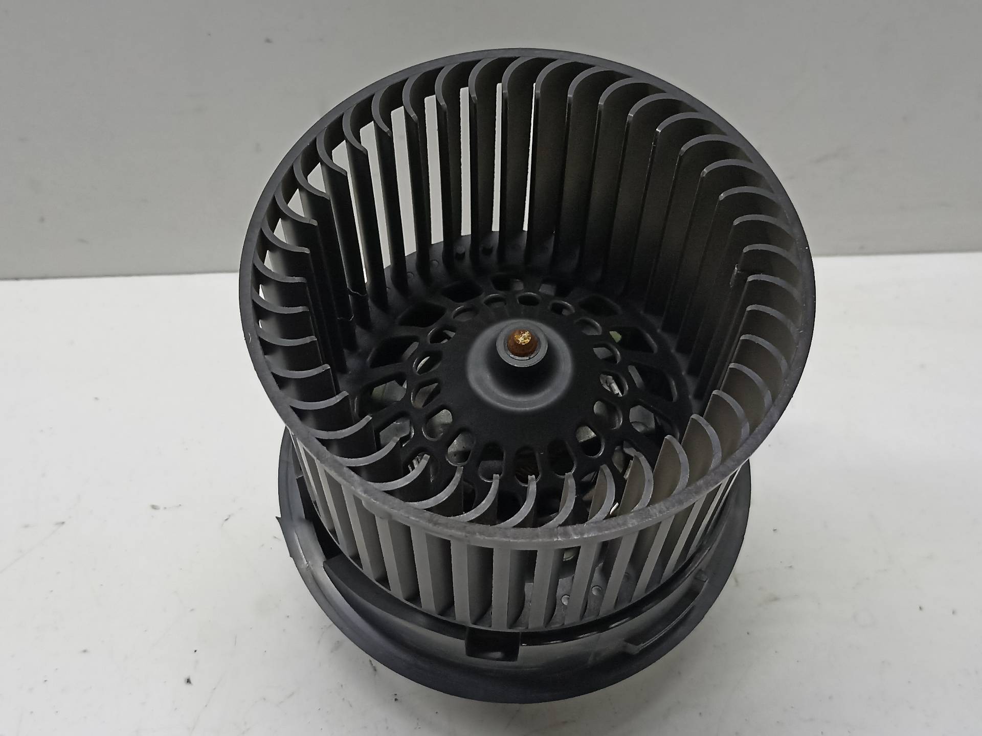 PEUGEOT 208 Peugeot 208 (2012-2015) Fűtésventilátor T1013140A 24339548