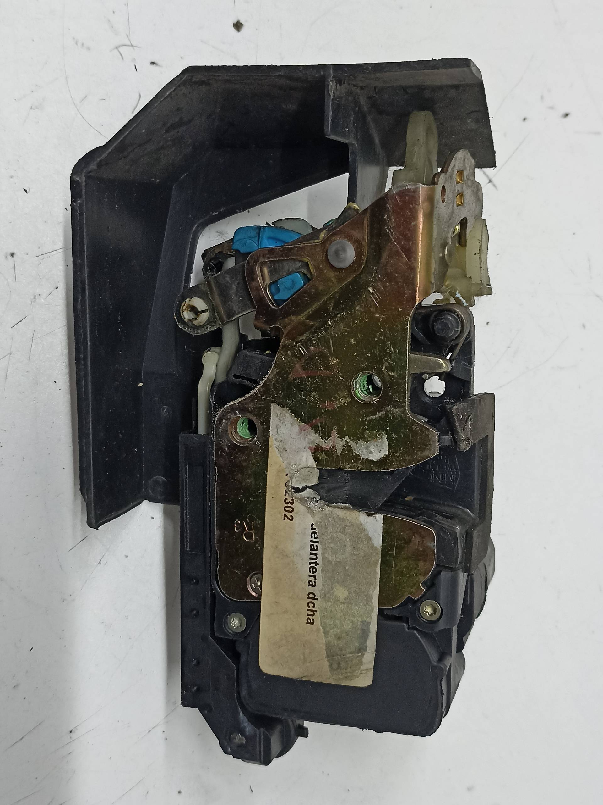 RENAULT 156 932 (1997-2007) Front Right Door Lock 288328126,126 24312932