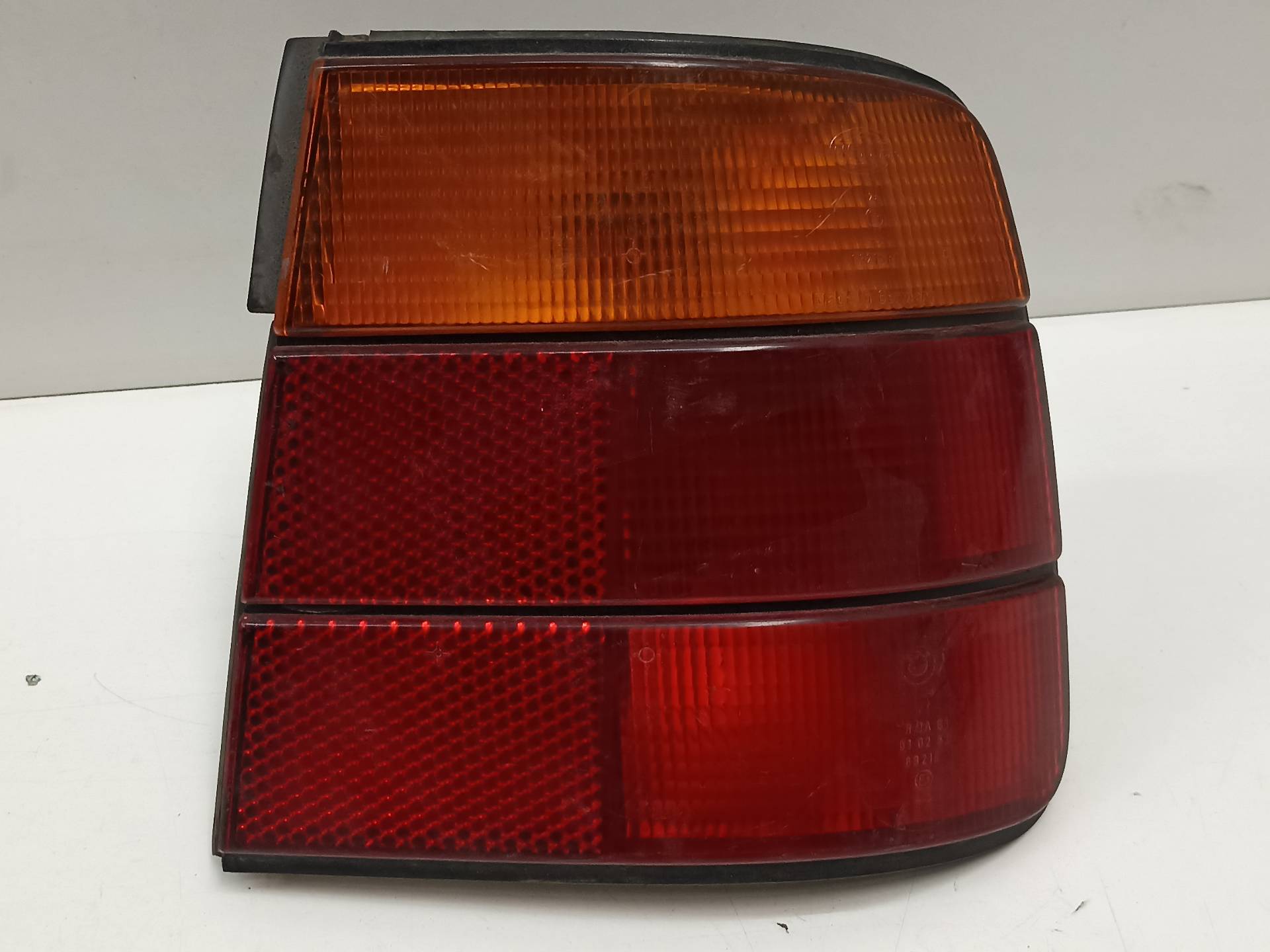 BMW 5 Series E34 (1988-1996) Фонарь задний правый 25494128493323 24311216