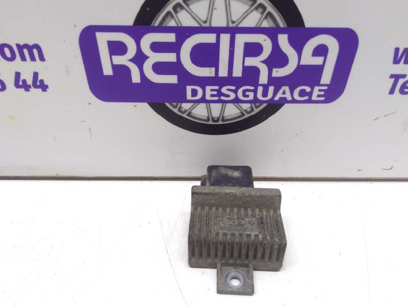 RENAULT Laguna 2 generation (2001-2007) Relays 7700115076 24320213