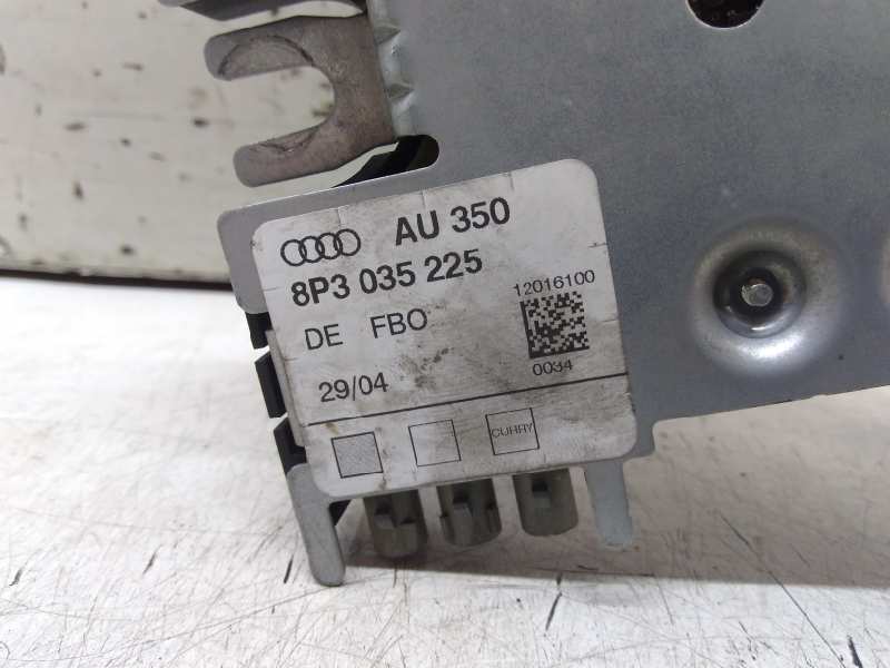 AUDI A3 8P (2003-2013) Další řídící jednotky 8P3035225 24344907