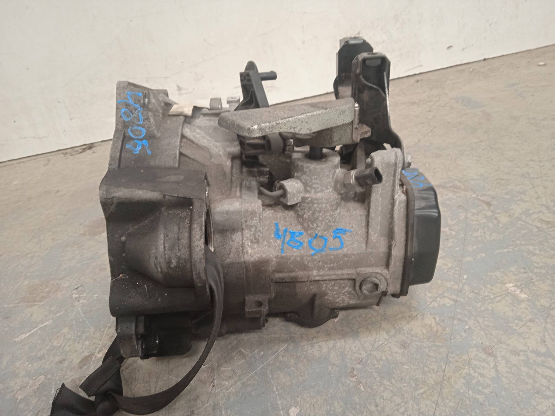 VOLKSWAGEN Polo 5 generation (2009-2017) Gearkasse KFK 24336448