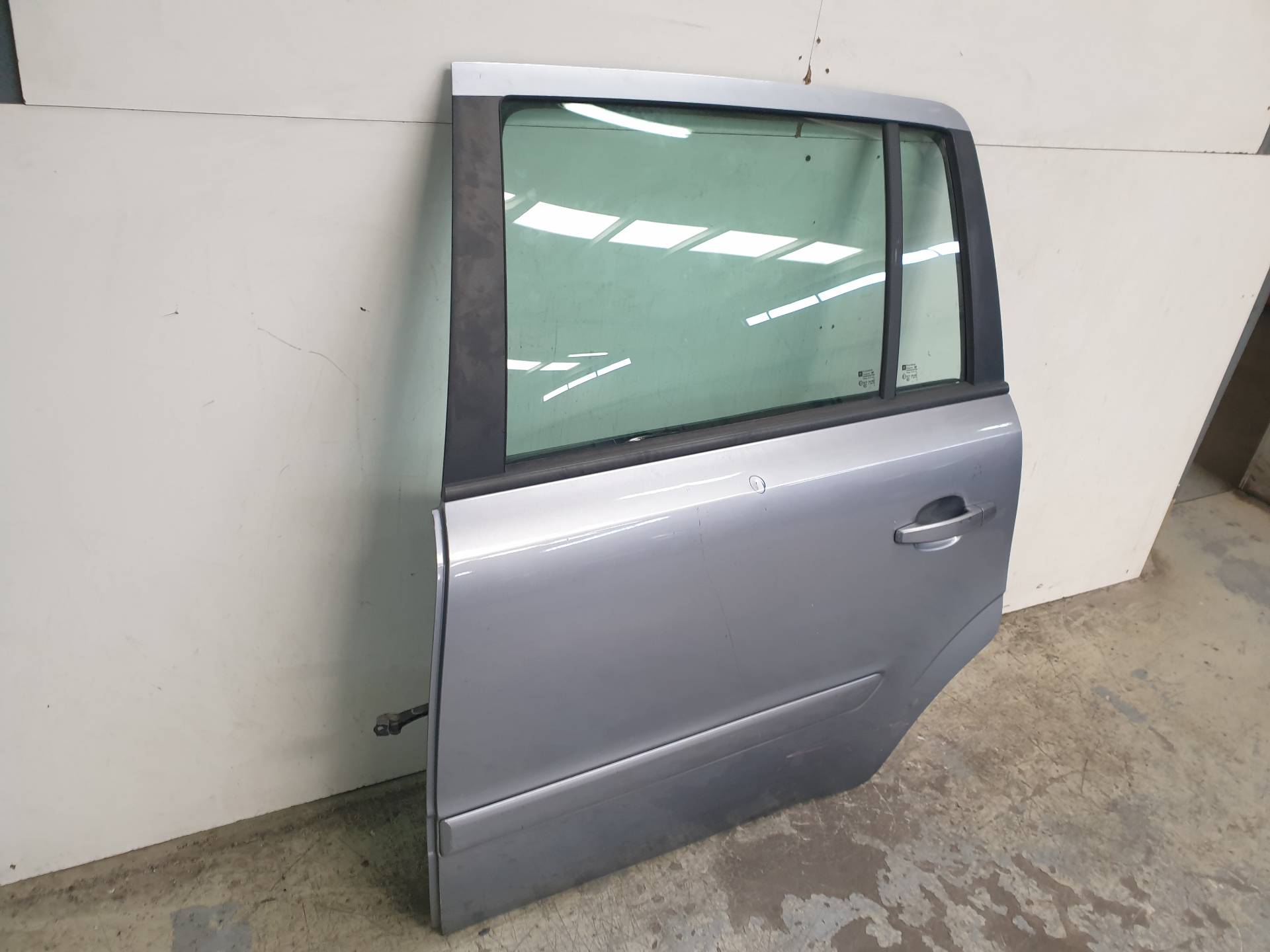 OPEL Zafira B (2005-2010) Rear Left Door 13203015 24341108