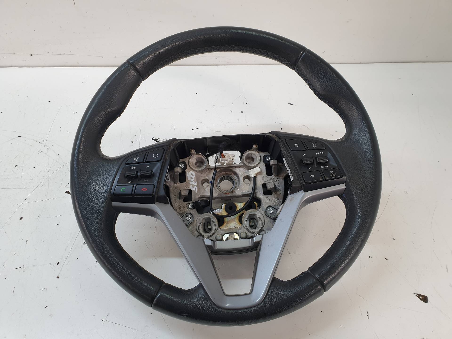 HYUNDAI Tucson 3 generation (2015-2021) Steering Wheel 309246881B9A 25569178