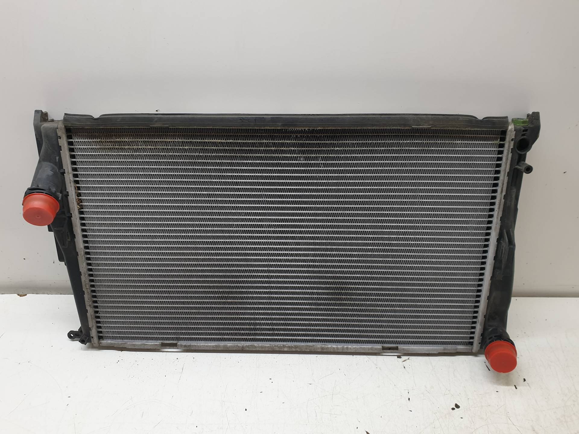 BMW 3 Series E90/E91/E92/E93 (2004-2013) Radiateur de climatisation 781029101 24337966