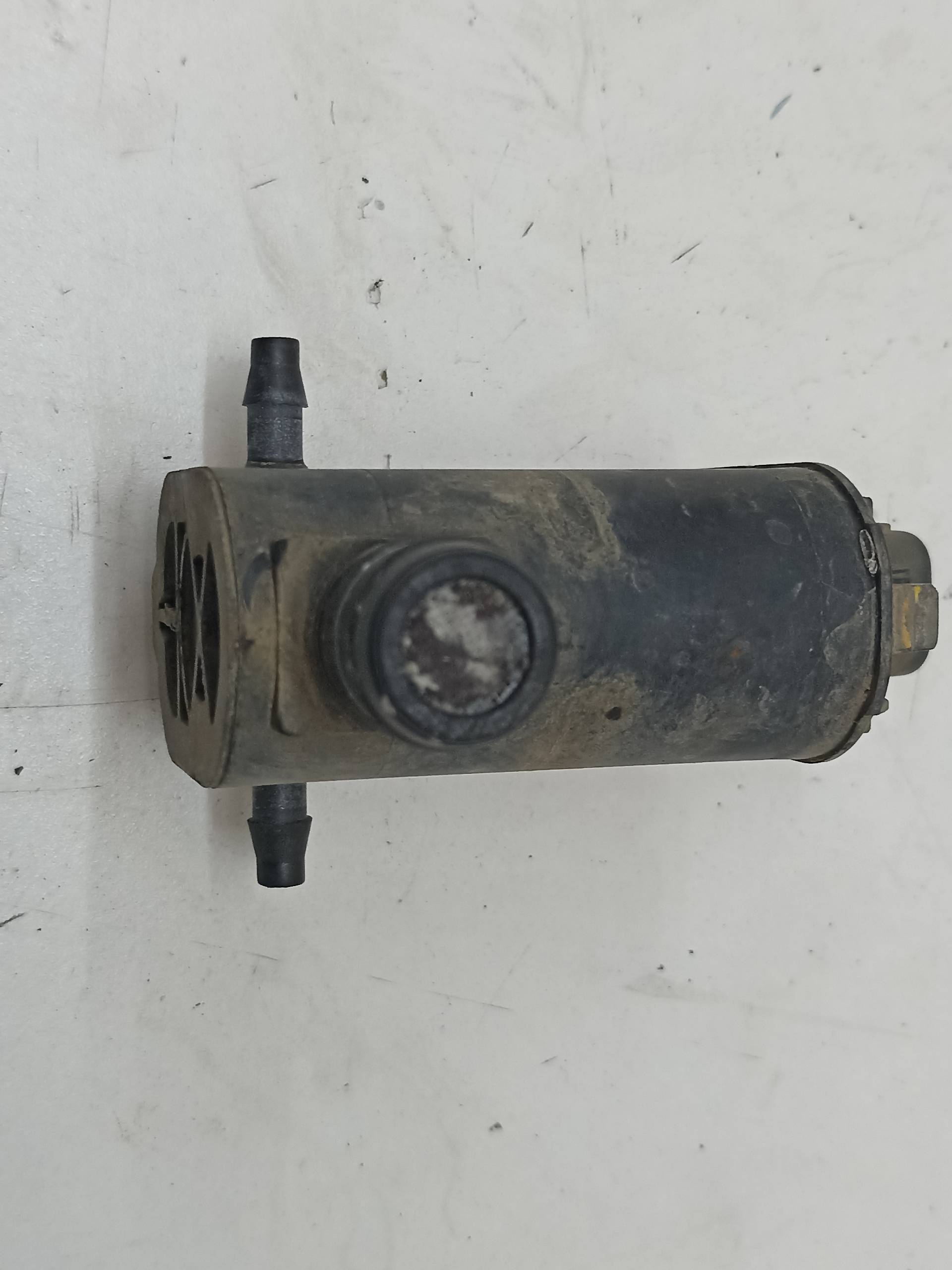 KIA Sorento 1 generation (2002-2011) Washer Tank Motor 98510FD100 24313465