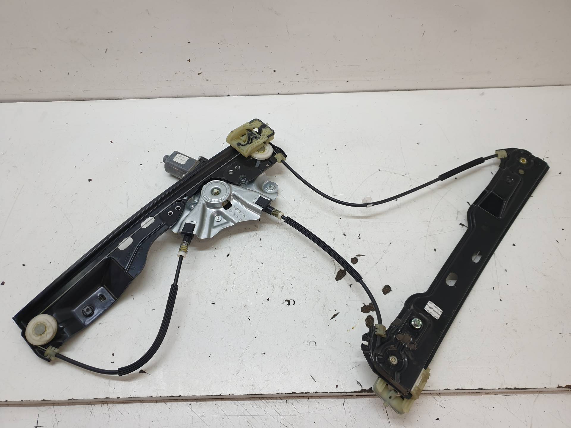 OPEL Astra J (2009-2020) Regulator de geam ușă stânga față 20951581 25428023