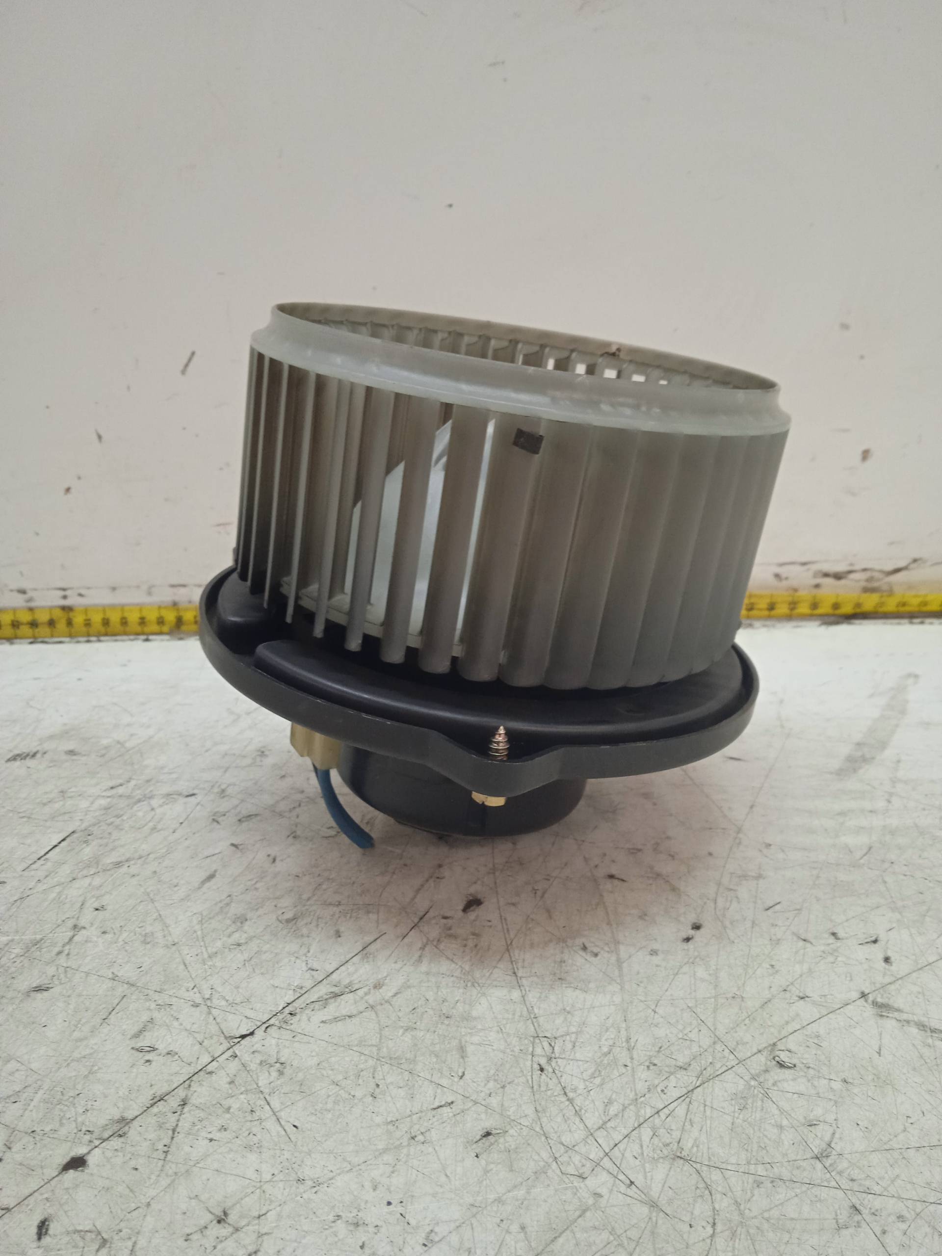 FIAT Avensis 2 generation (2002-2009) Heater Blower Fan 0130101601 24331761