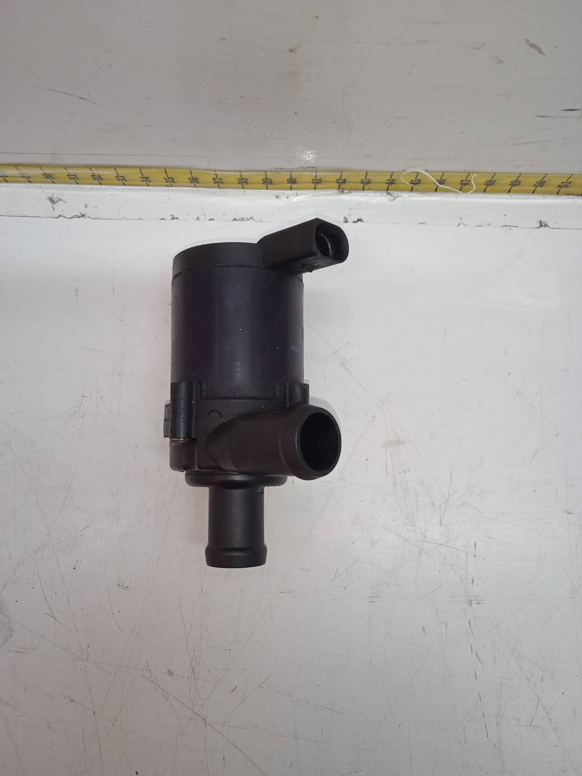 DODGE Q7 4L (2005-2015) Vandens pompa 7L0965561L 24329859