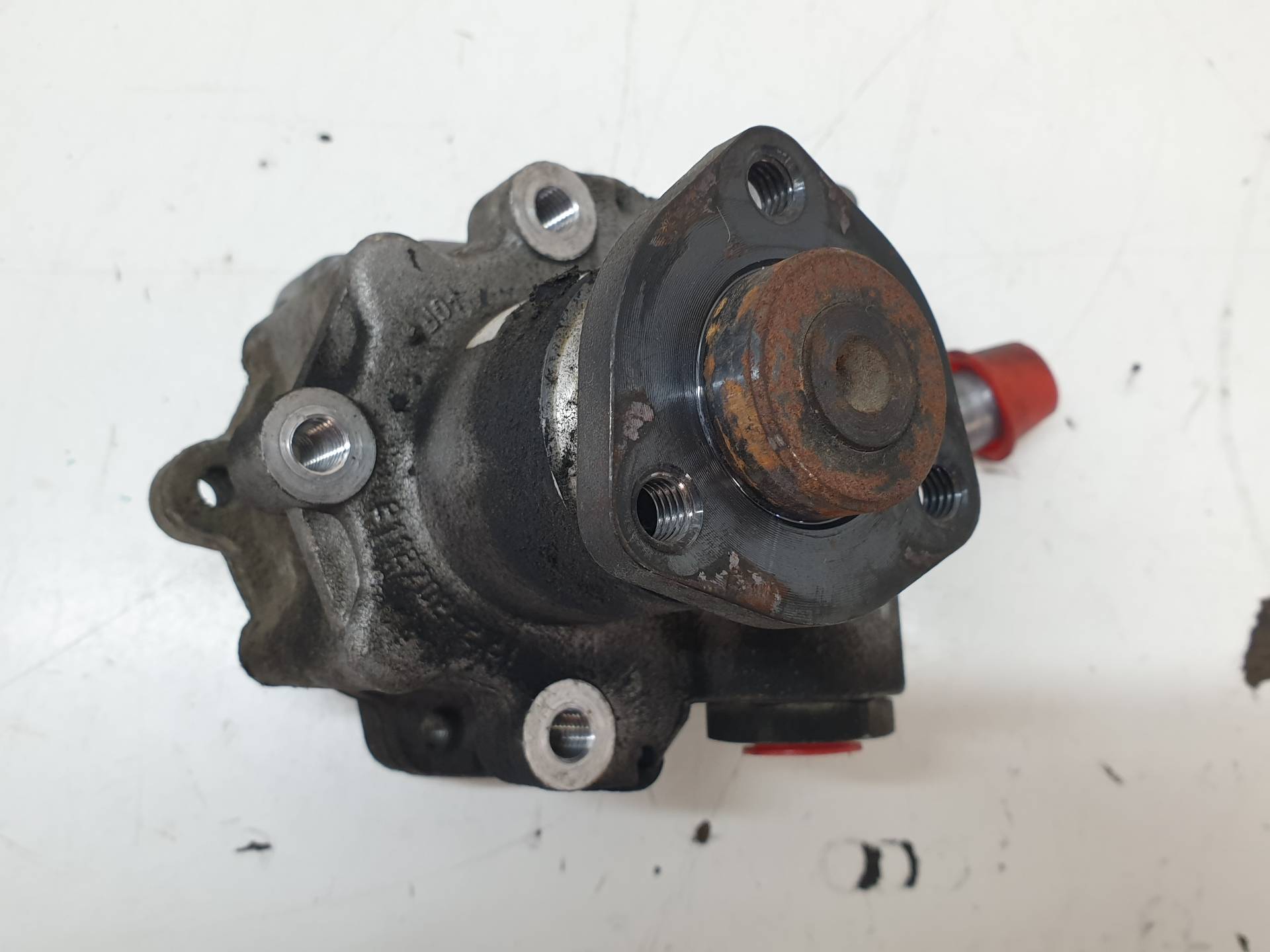 BMW 3 Series E90/E91/E92/E93 (2004-2013) Ohjaustehostimen pumppu 678883802 25569453